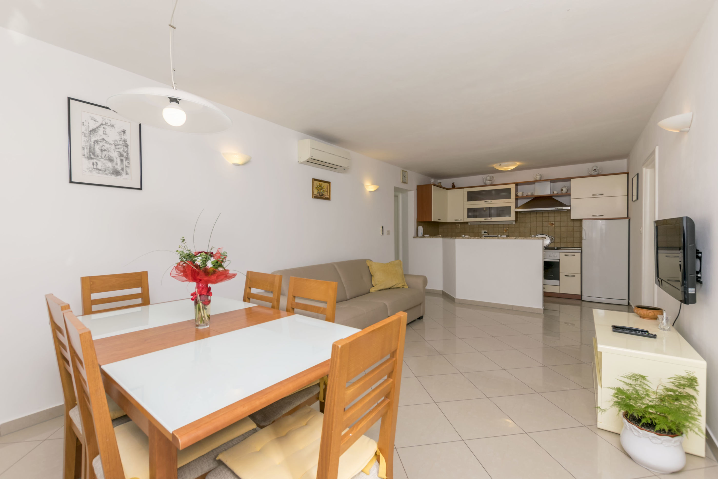 Apartments Maja 40521-A1
