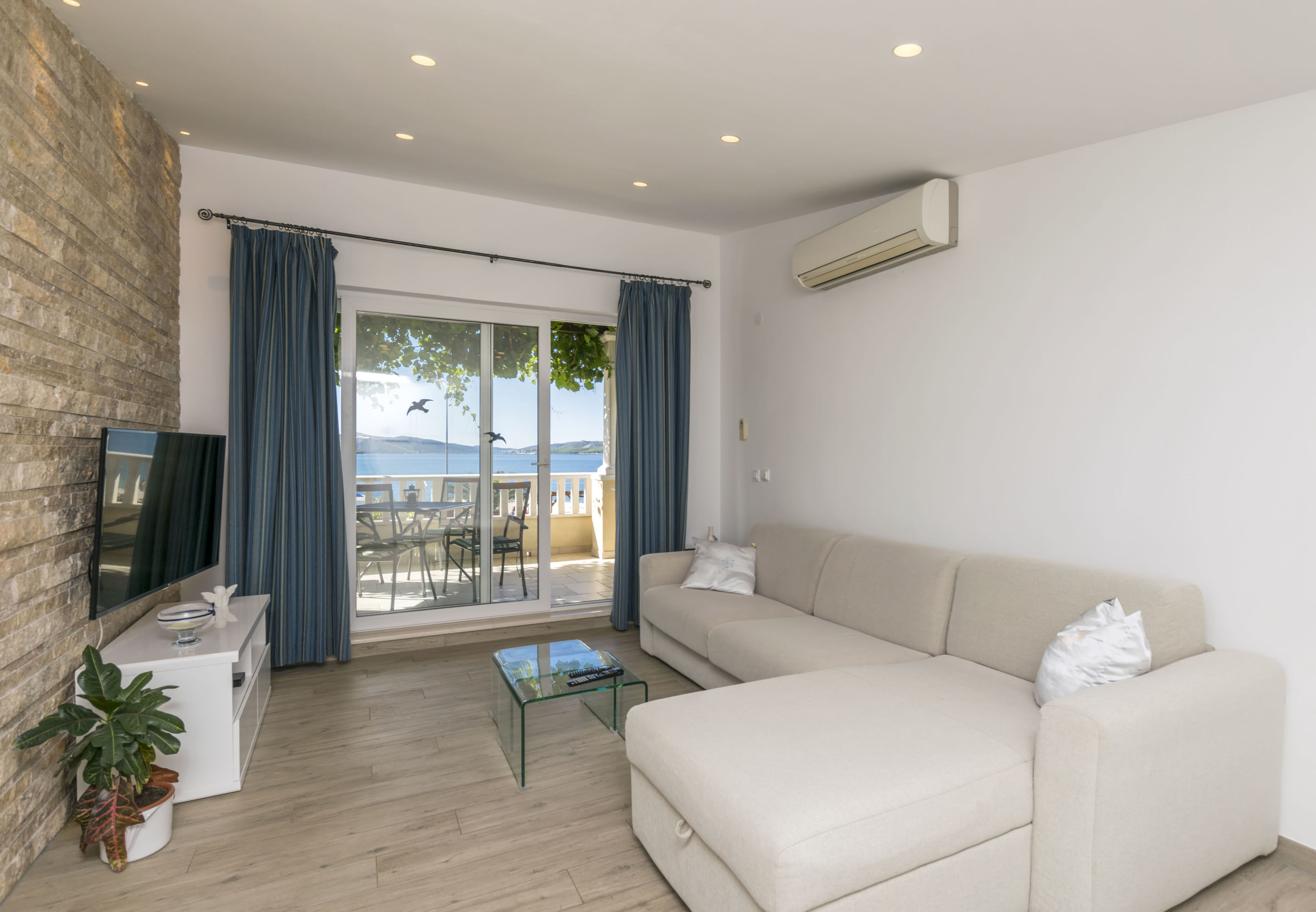 Apartments Maja 40521-A2