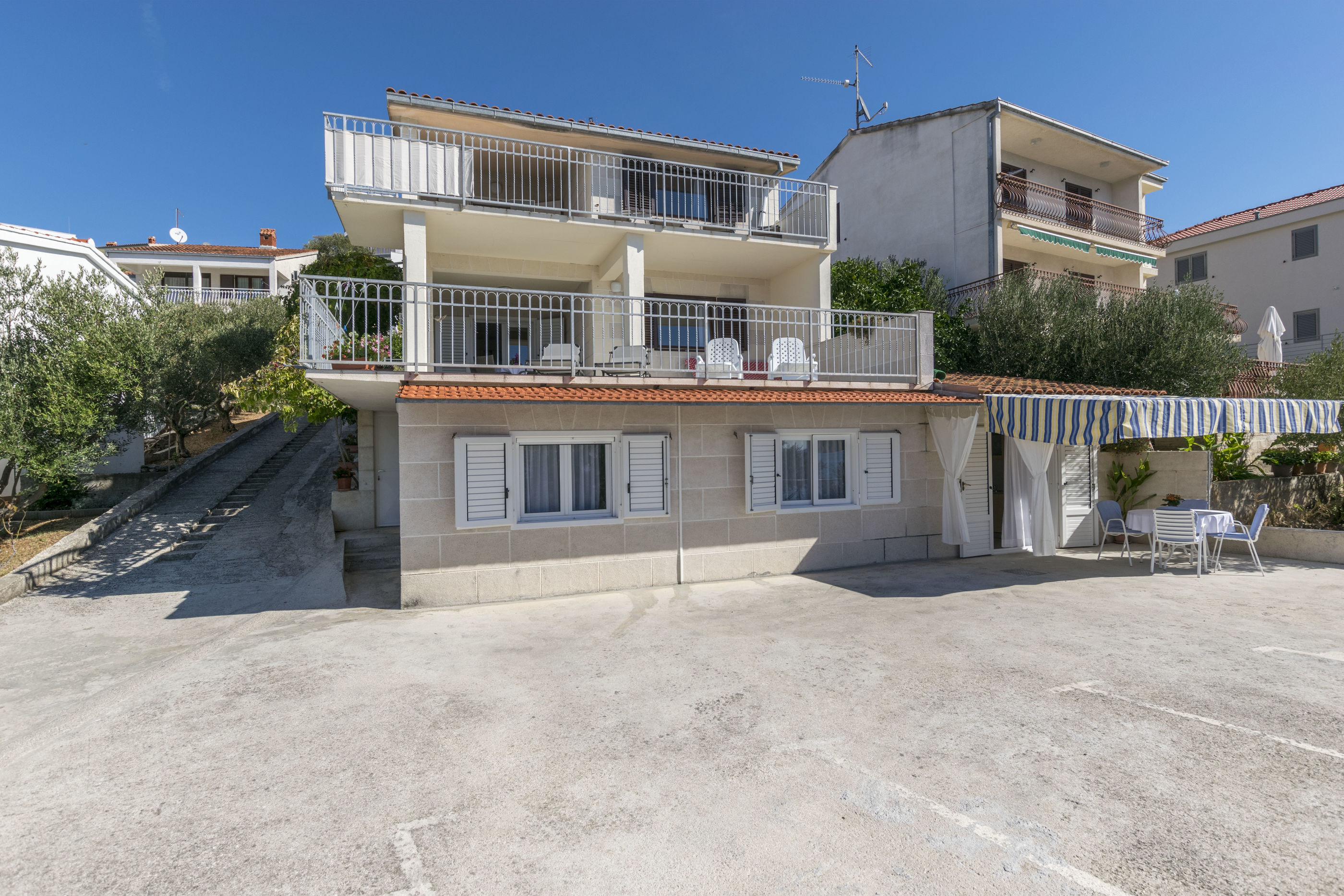Apartments Dragica 48131-A3