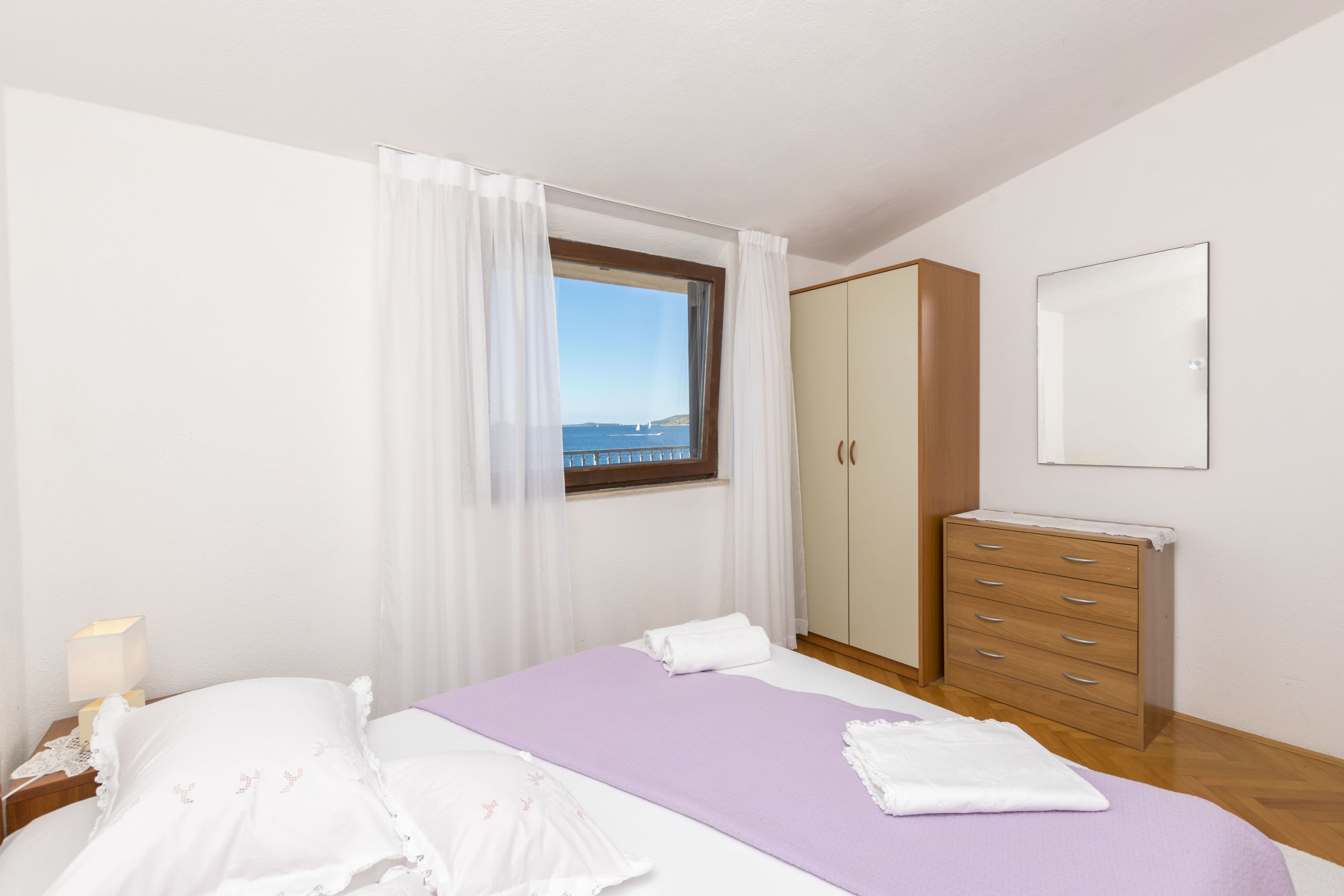 Apartments Dragica 48131-A1