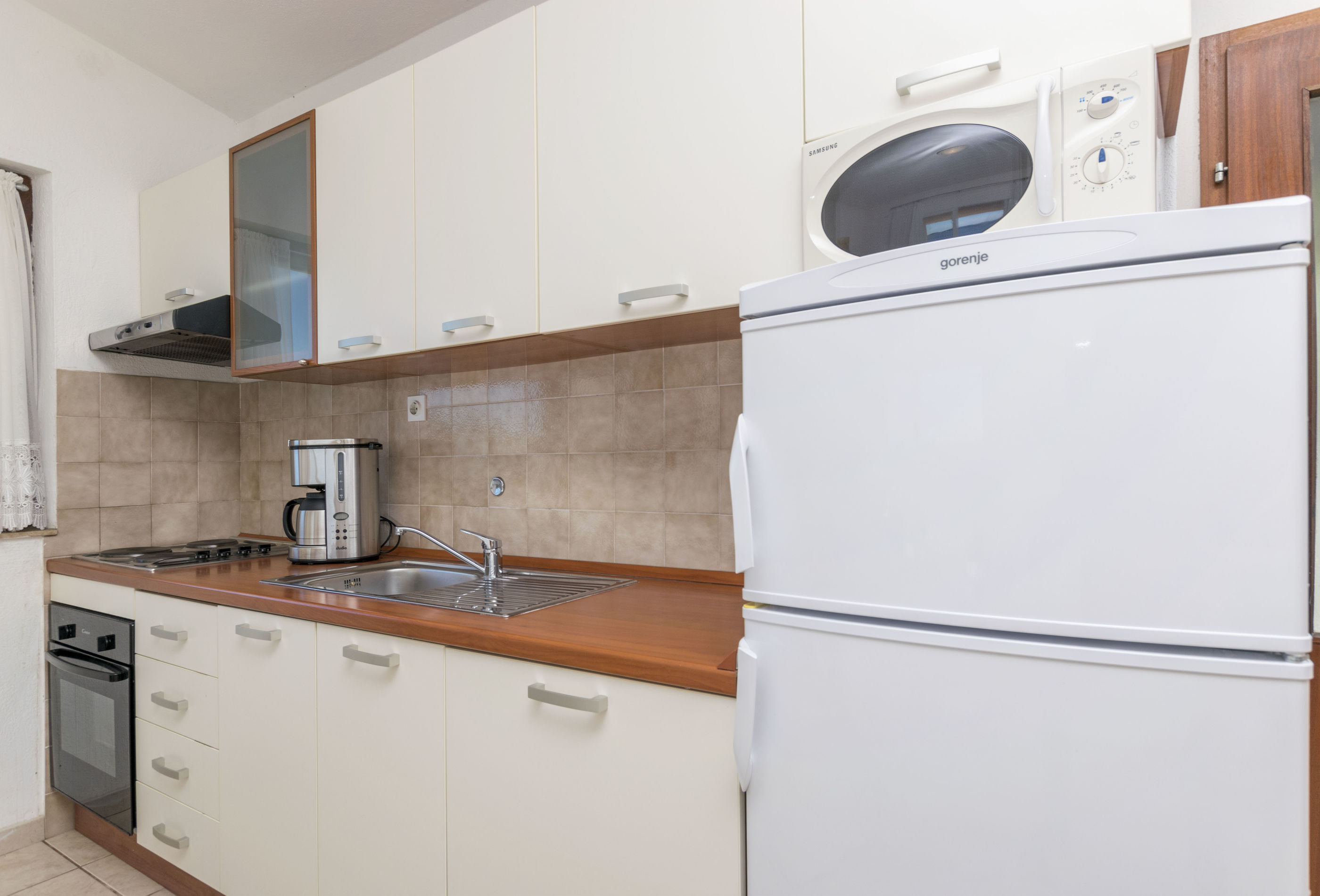 Apartments Dragica 48131-A1