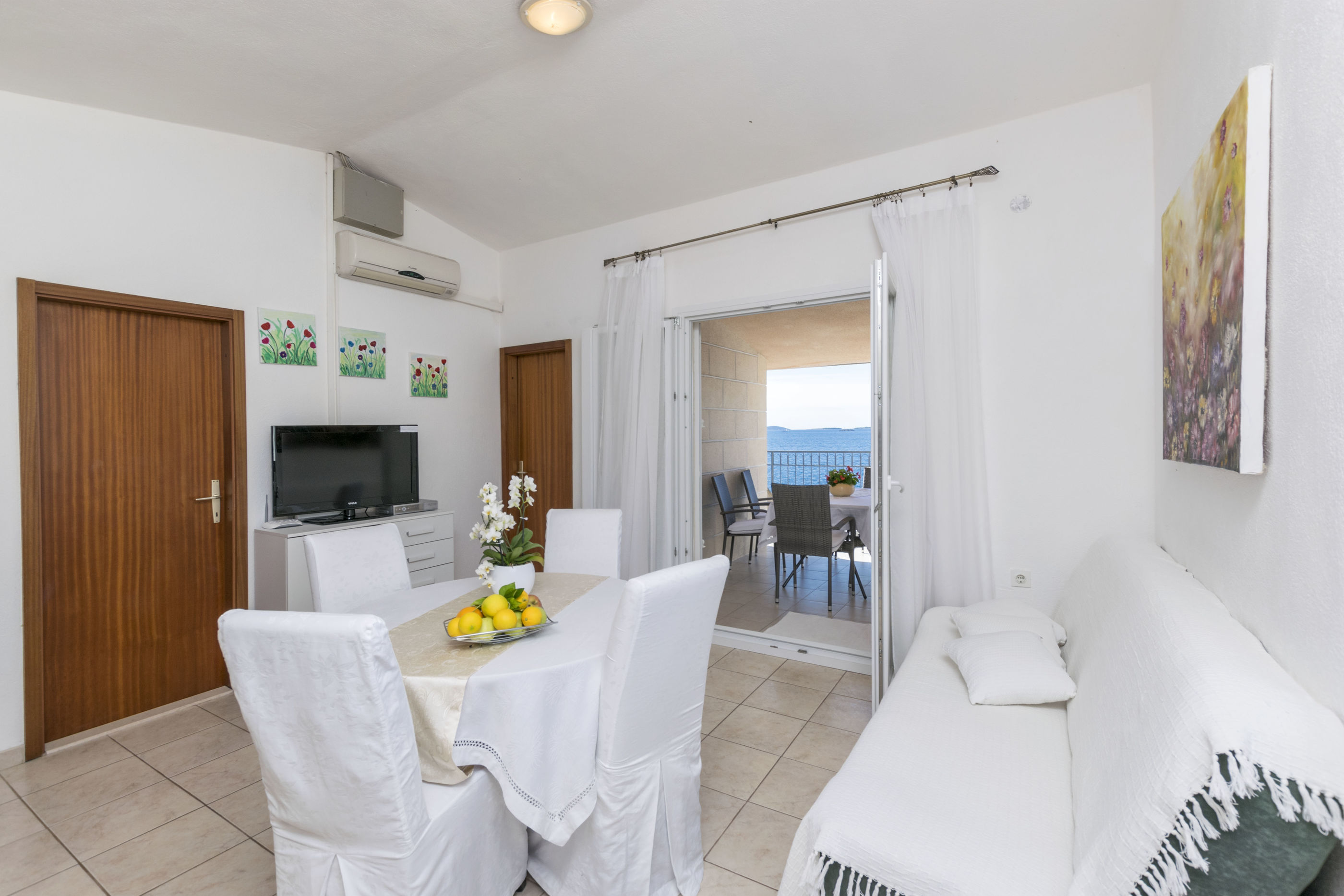 Apartments Dragica 48131-A1
