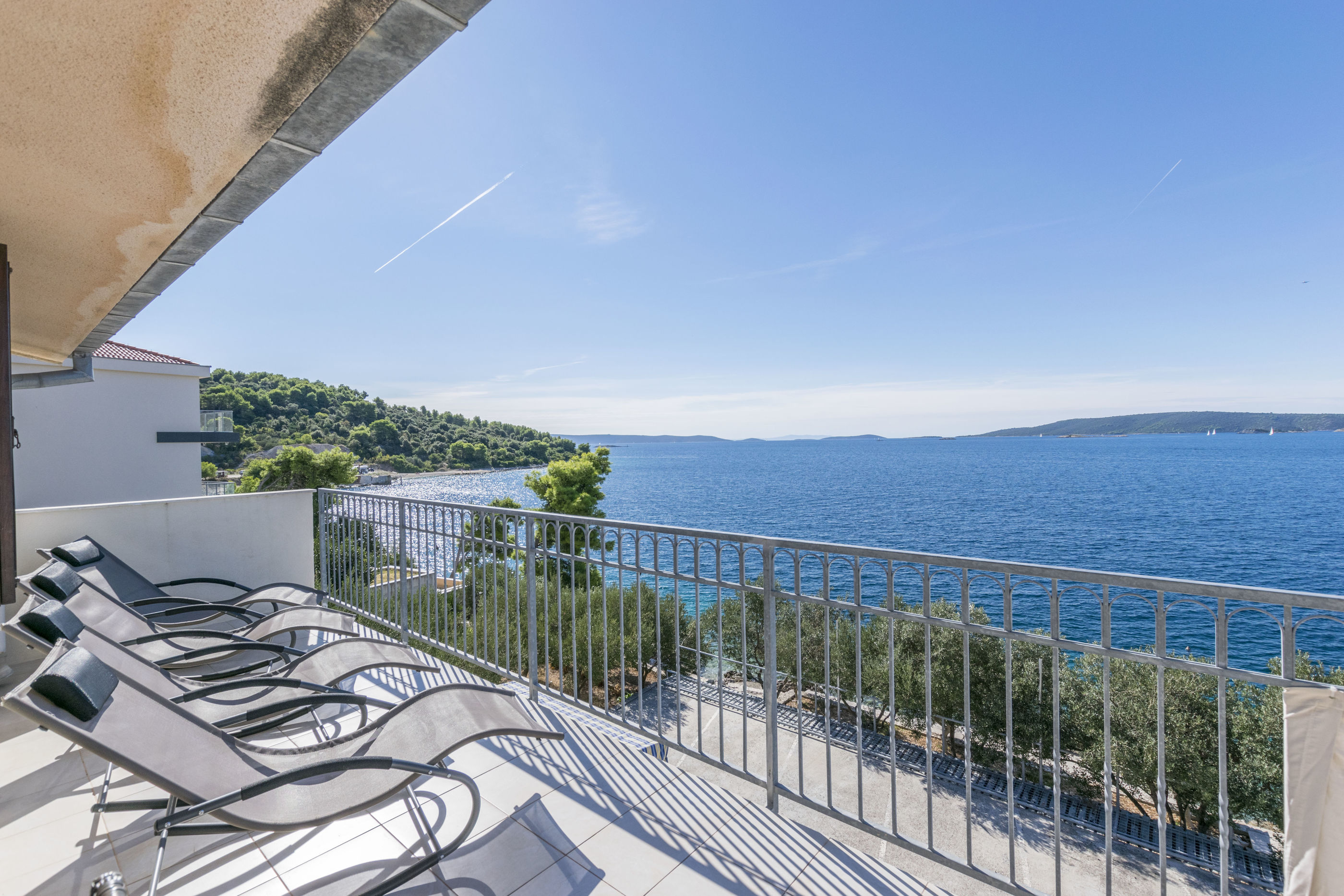 Apartments Dragica 48131-A1