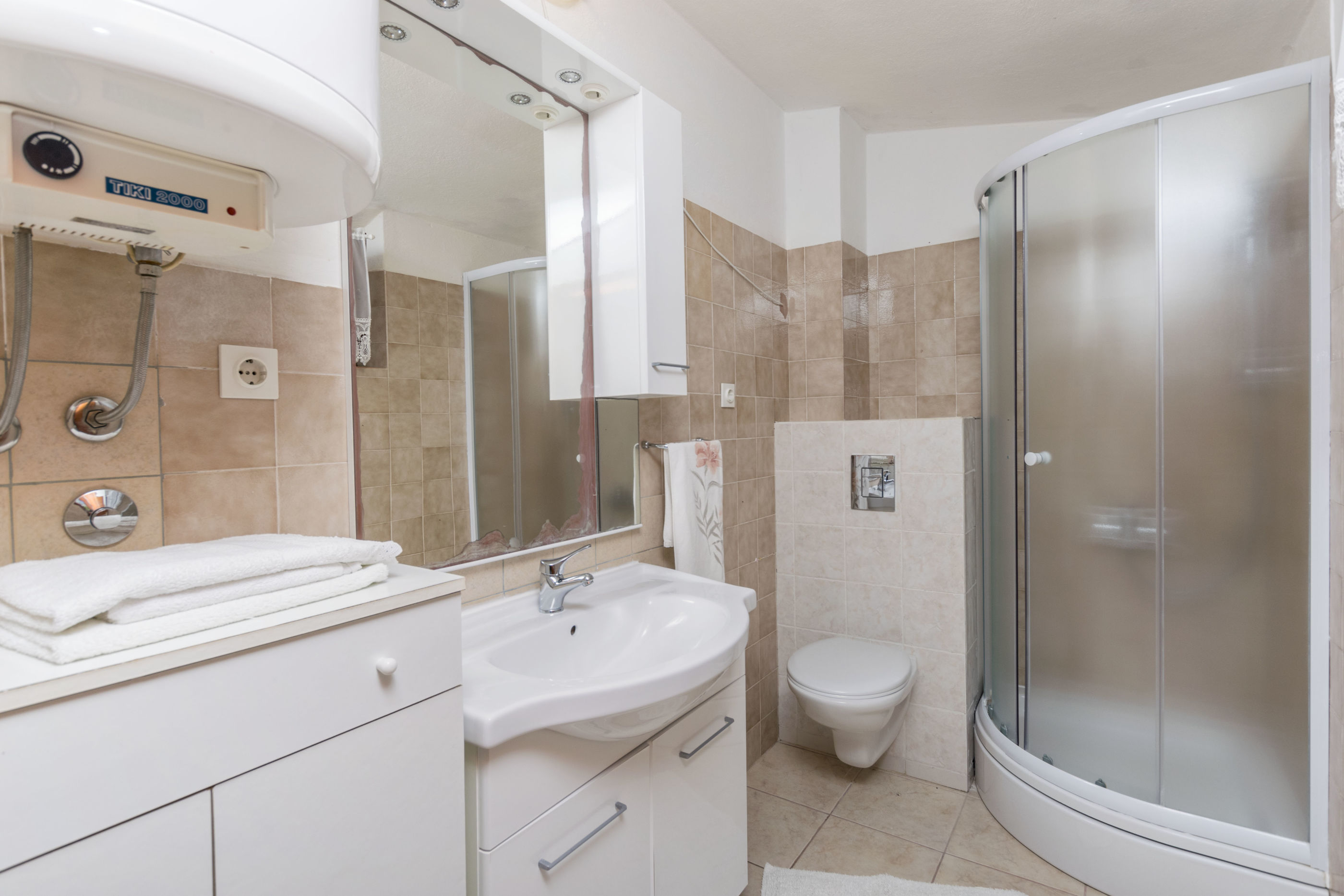 Apartments Dragica 48131-A1