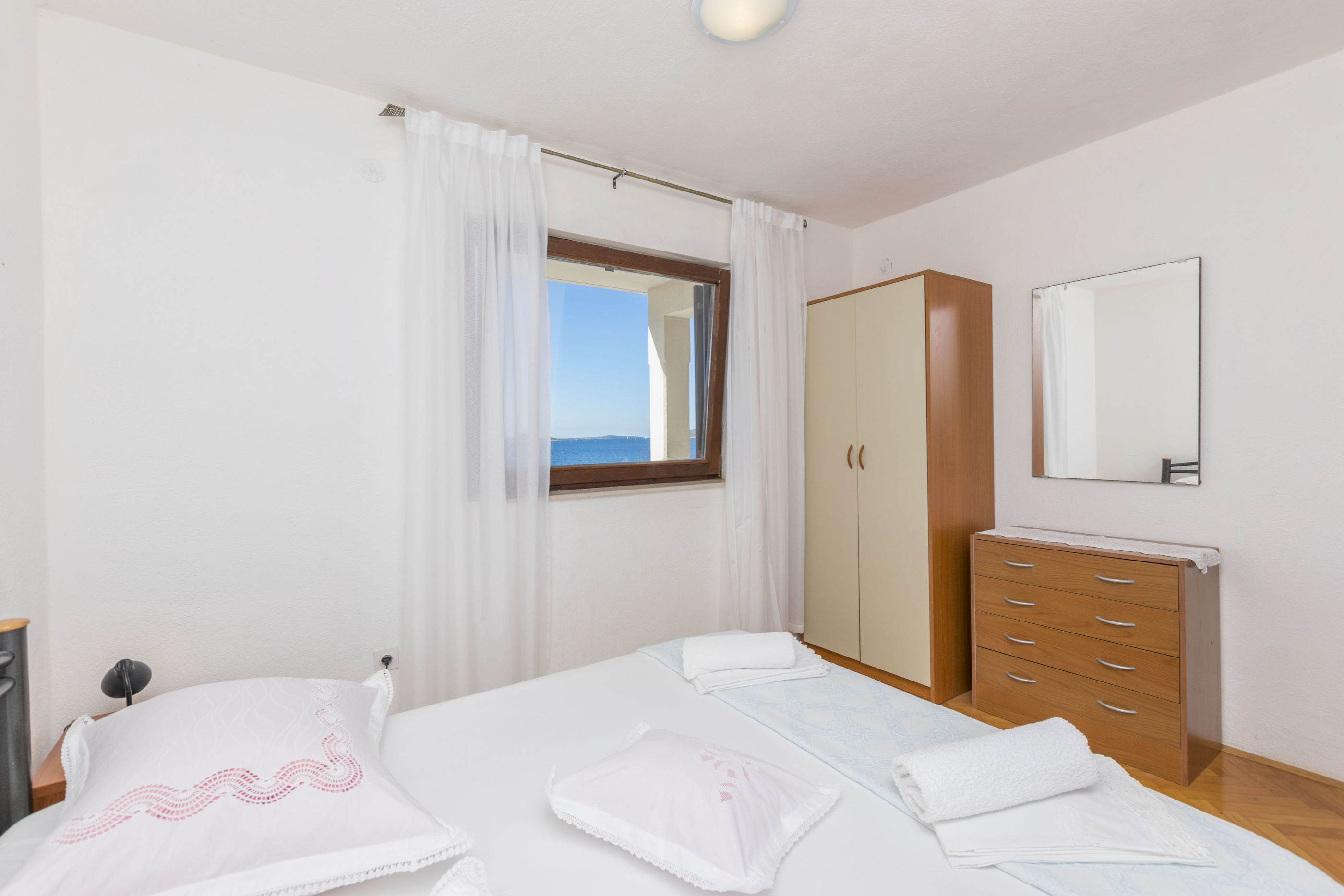 Apartments Dragica 48131-A2
