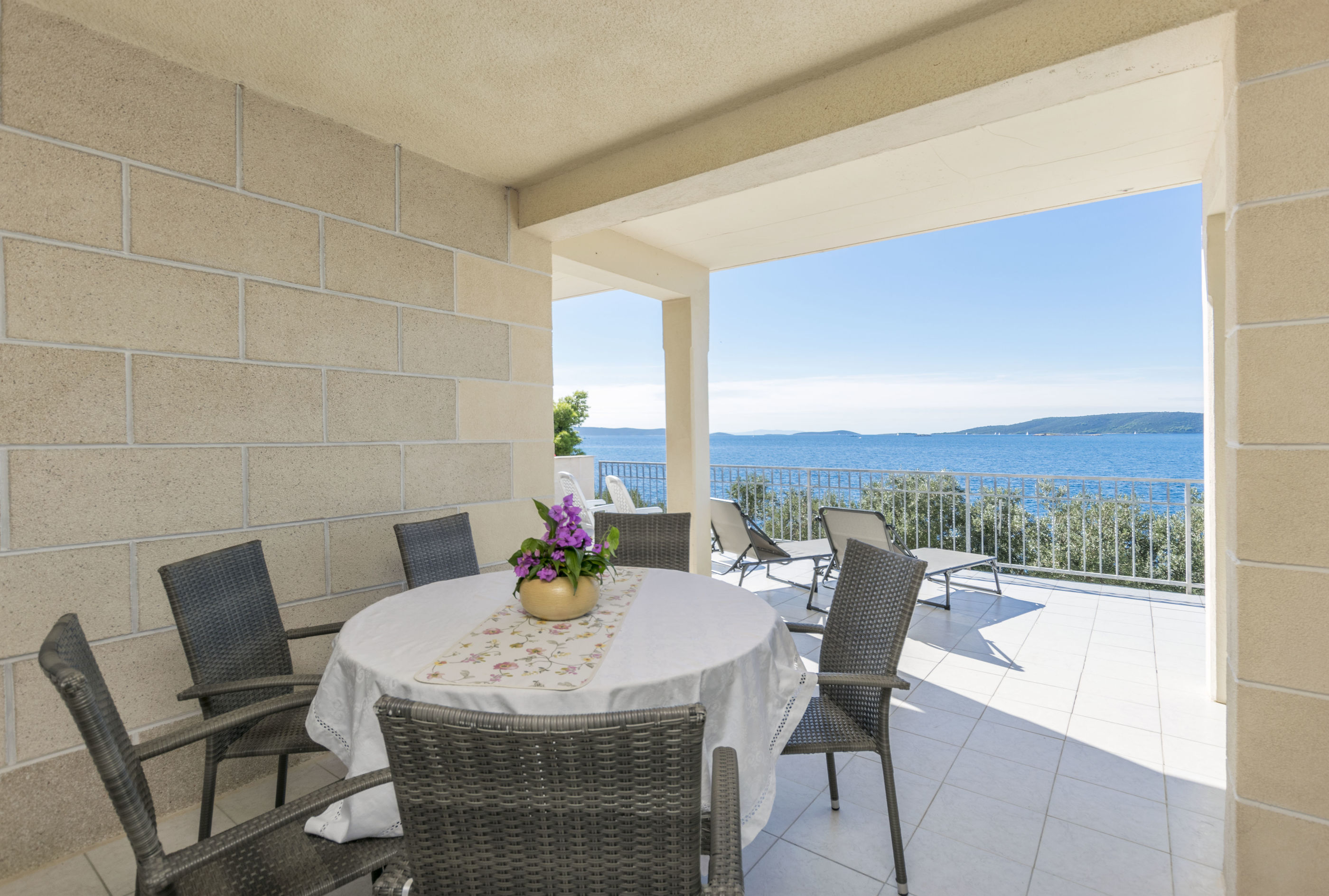 Apartments Dragica 48131-A2