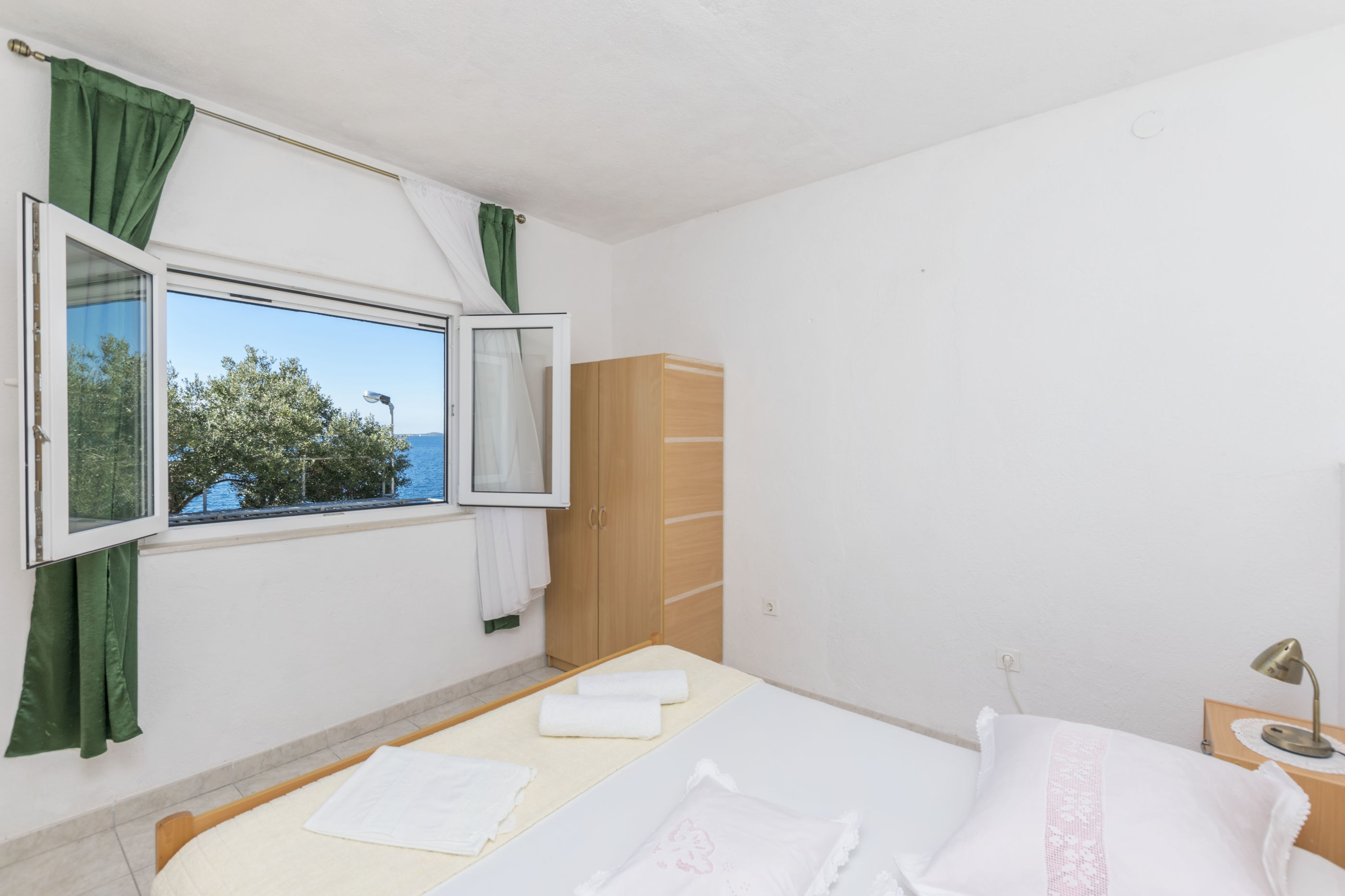 Apartments Dragica 48131-A3
