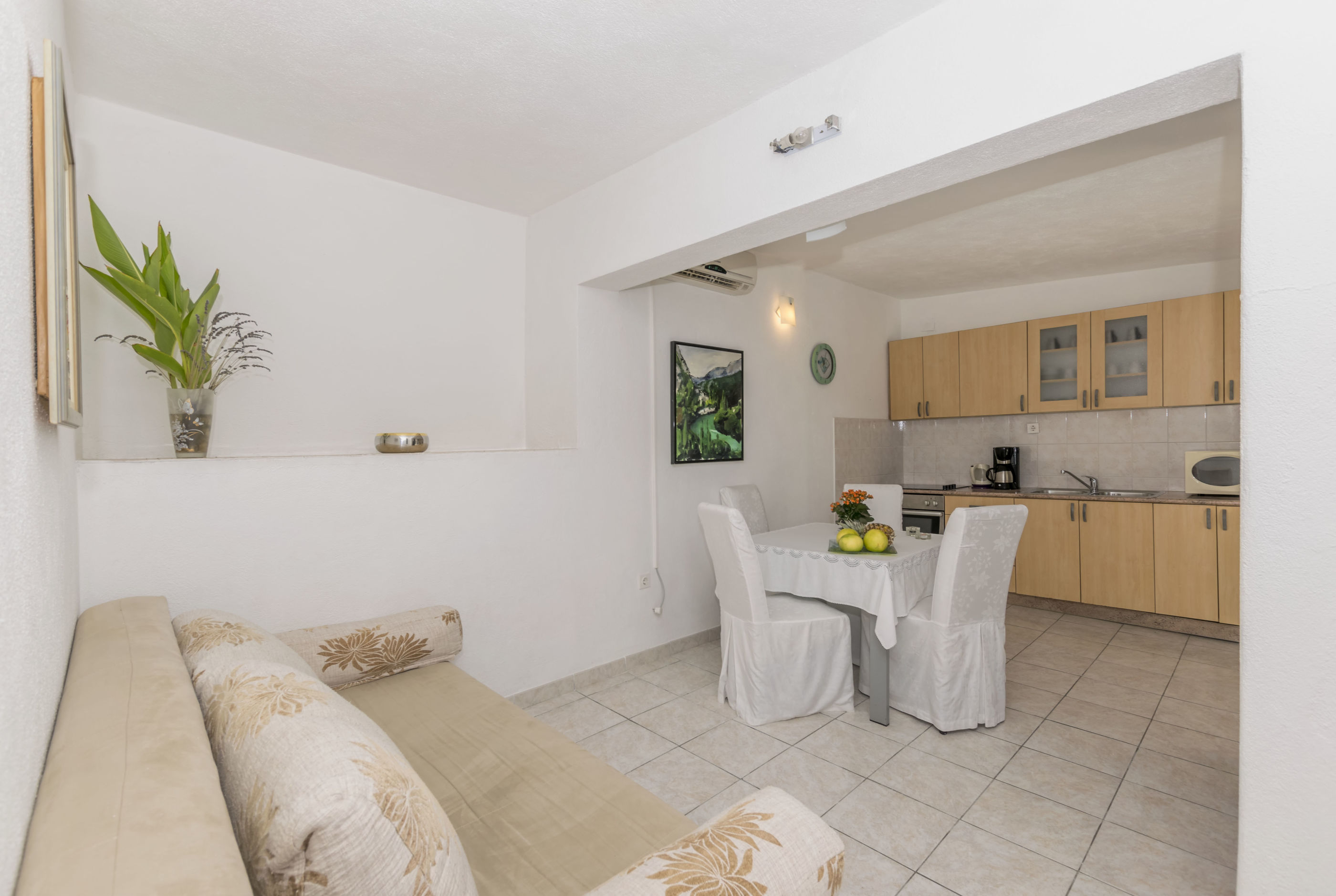 Apartments Dragica 48131-A3
