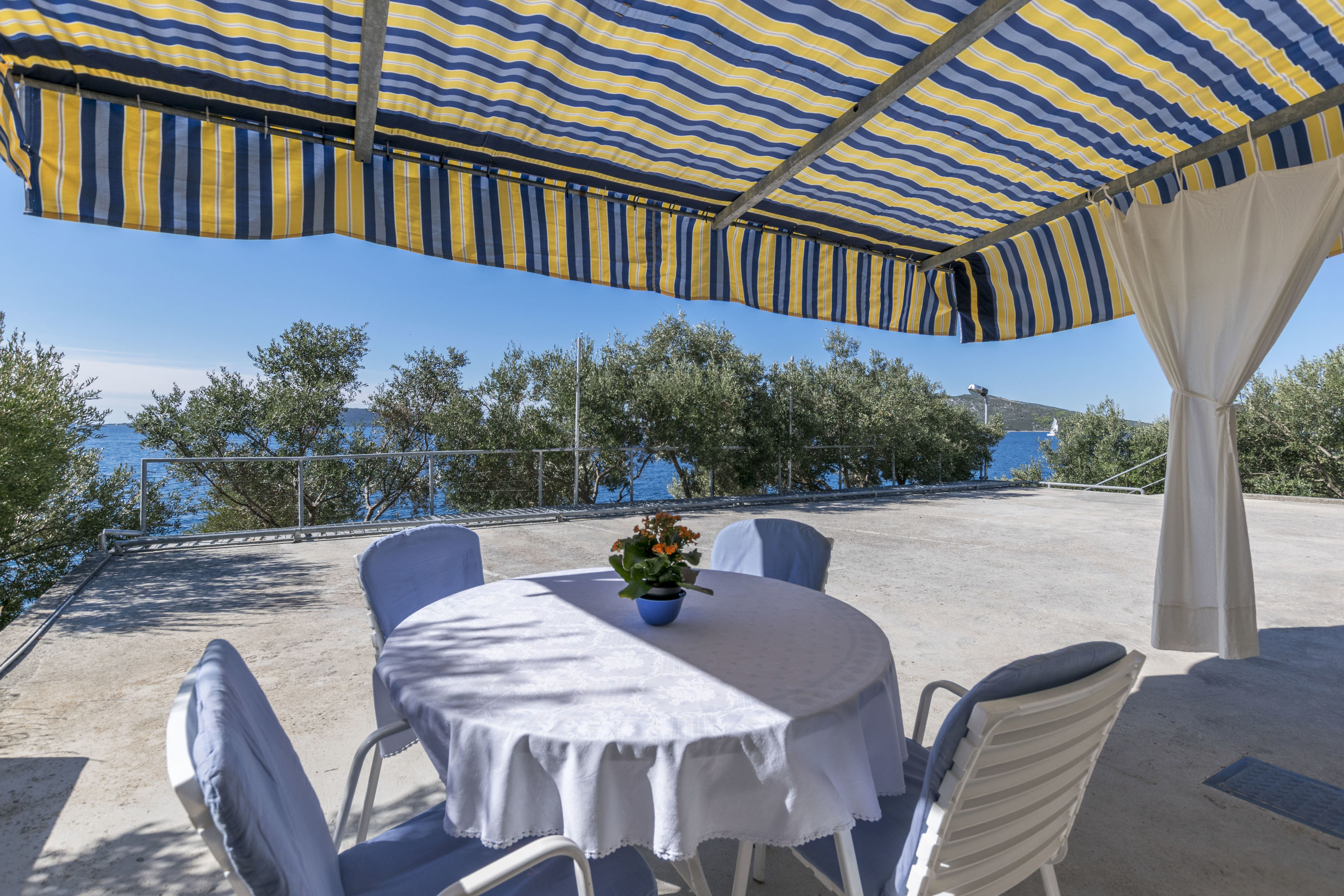Apartments Dragica 48131-A3
