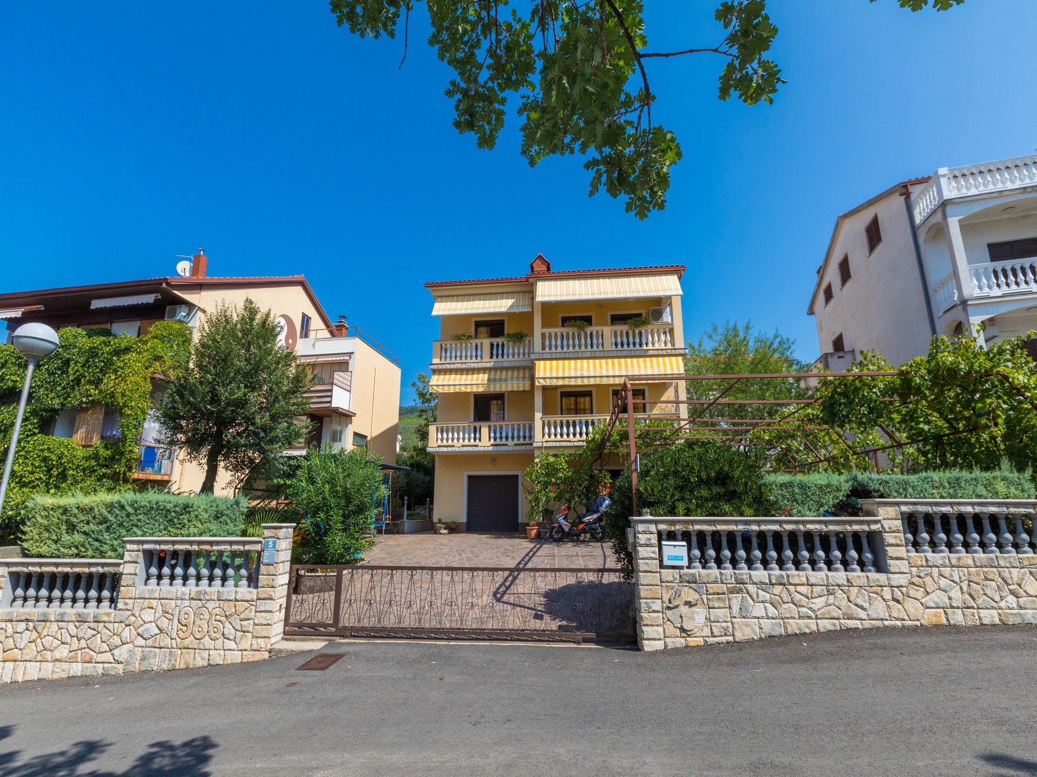 Apartment Nevelina 62617-A1