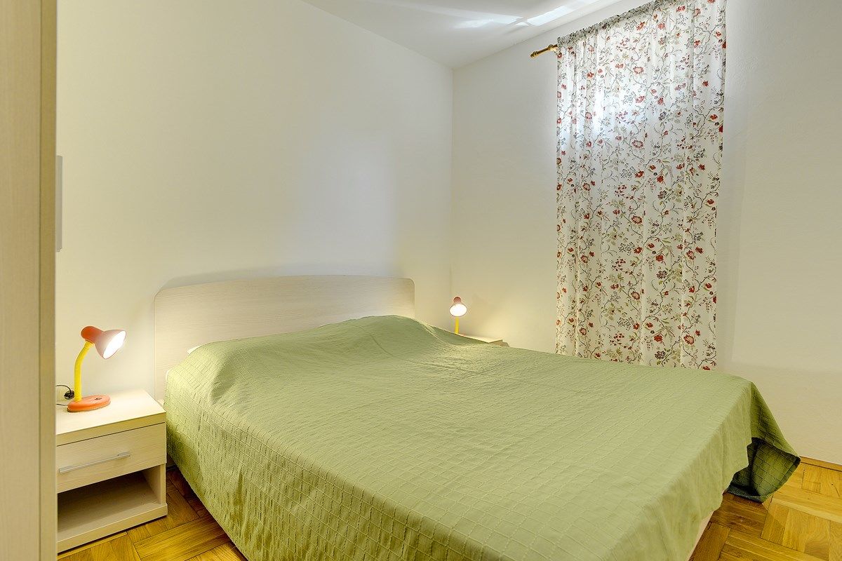 Apartments House Ulika 16031-A2