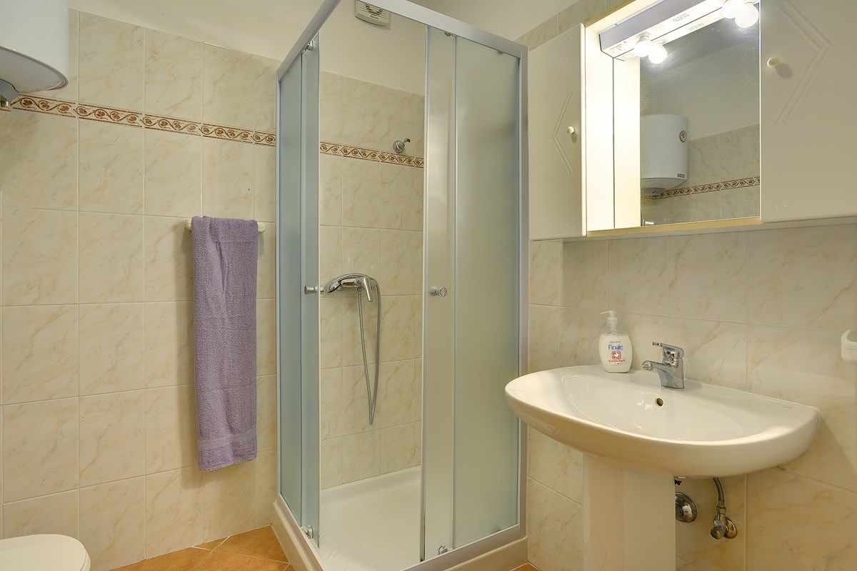 Apartments House Ulika 16031-A1