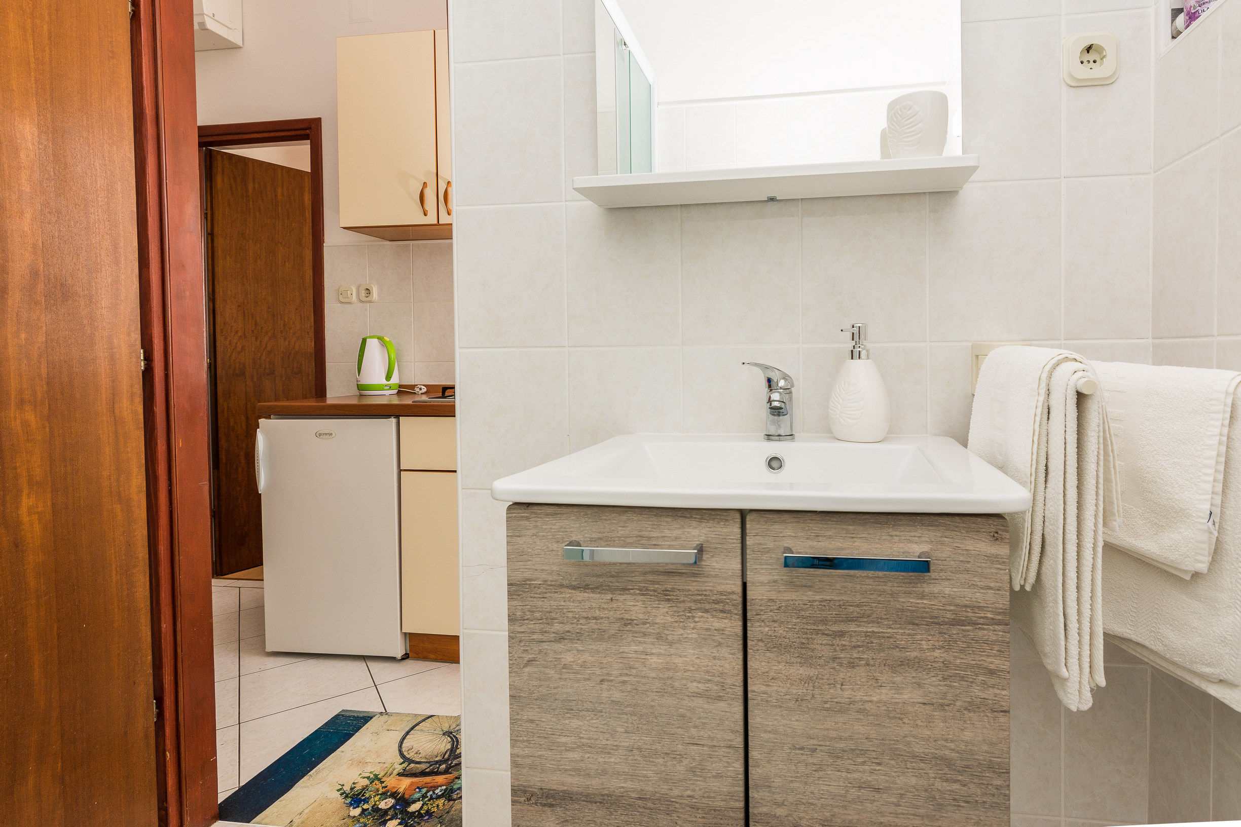 Apartments Hidden Beach Gem 27101-A1