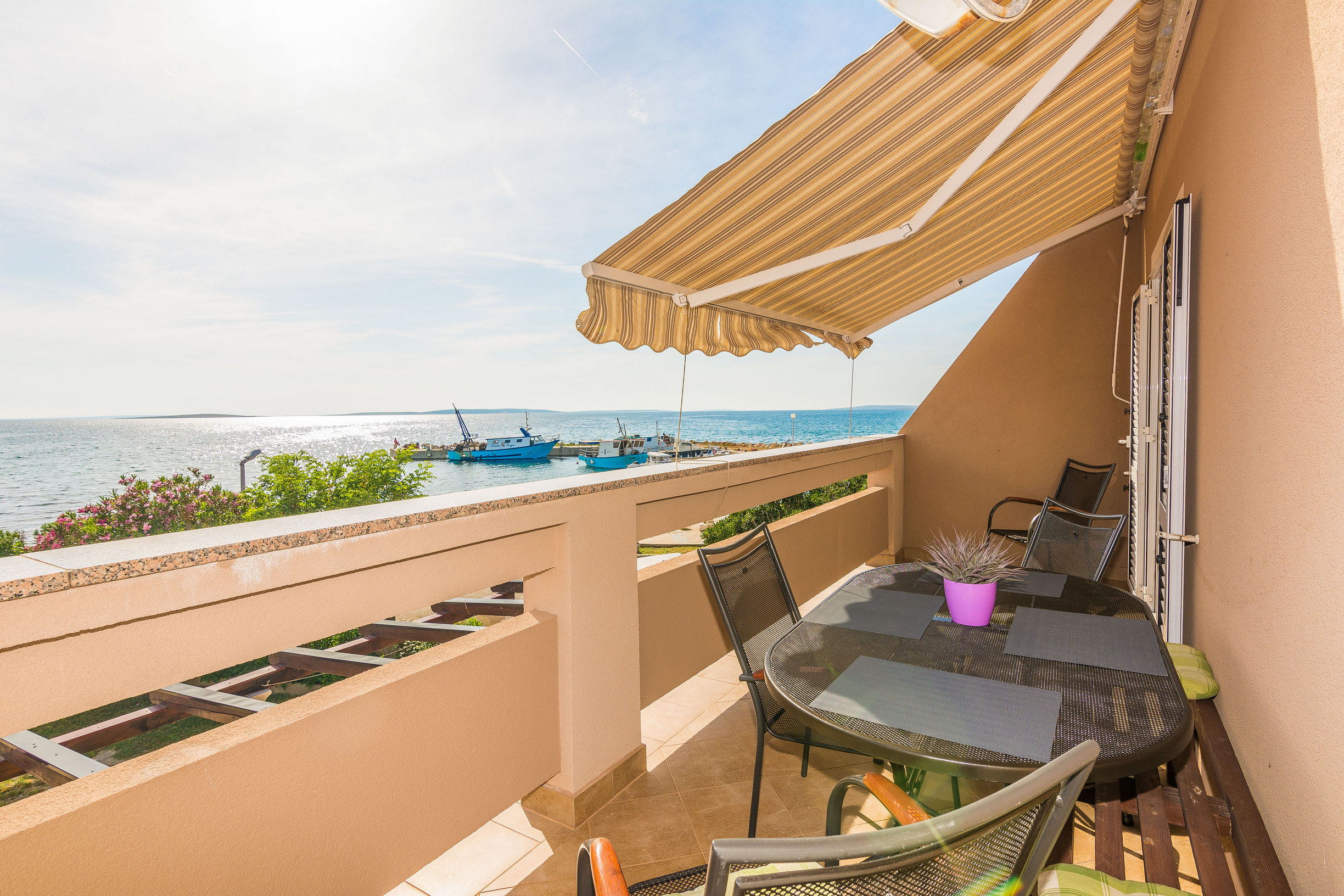 Apartments Hidden Beach Gem 27101-A3