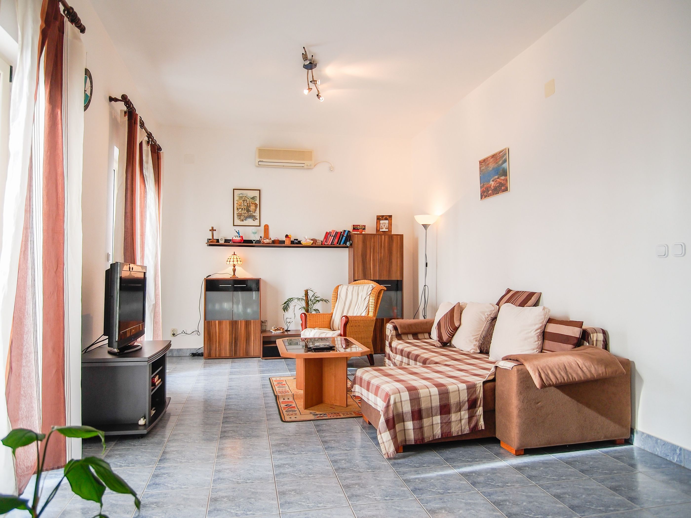Apartments Dirk 58861-A2
