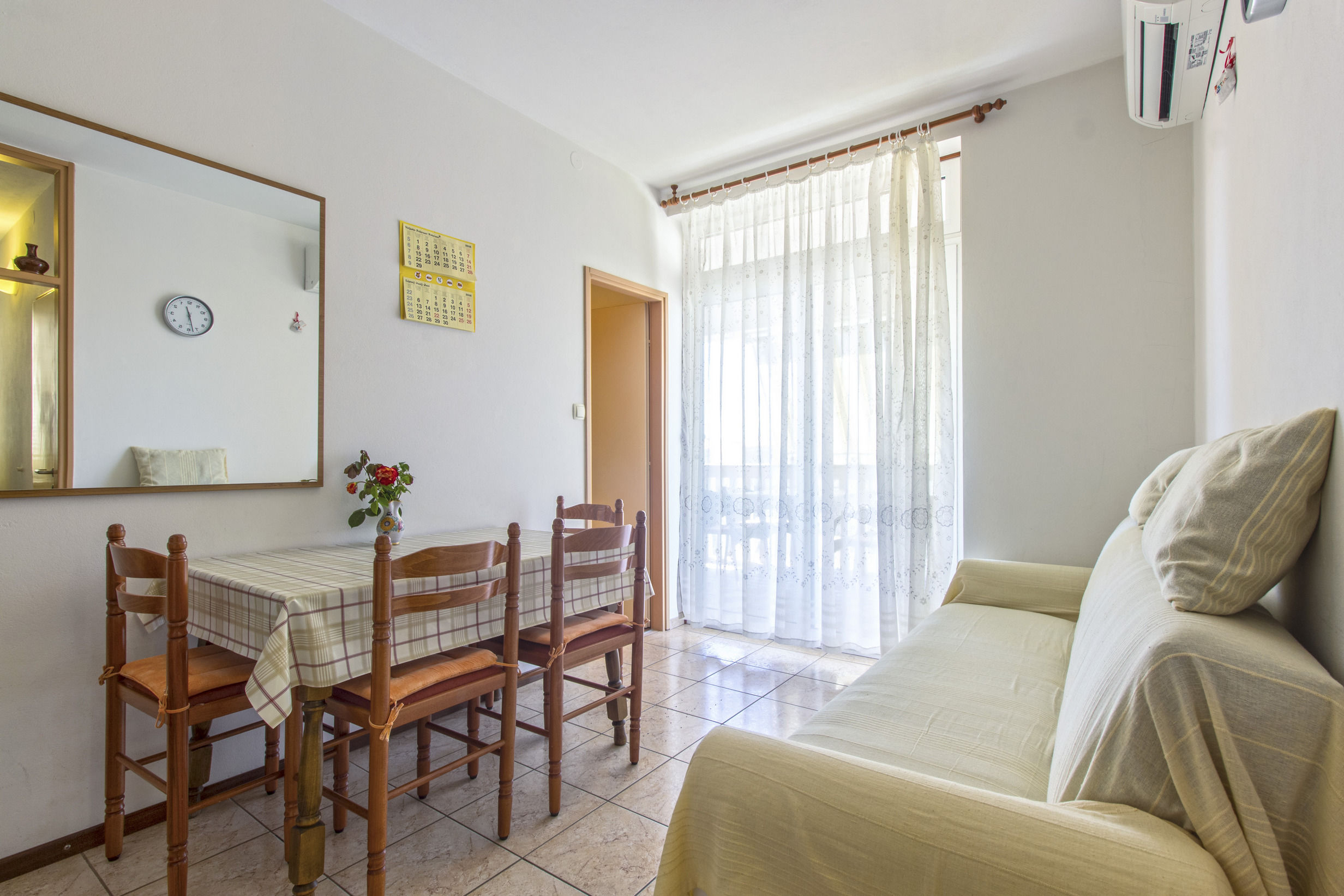Apartments Konta City center 11161-A1