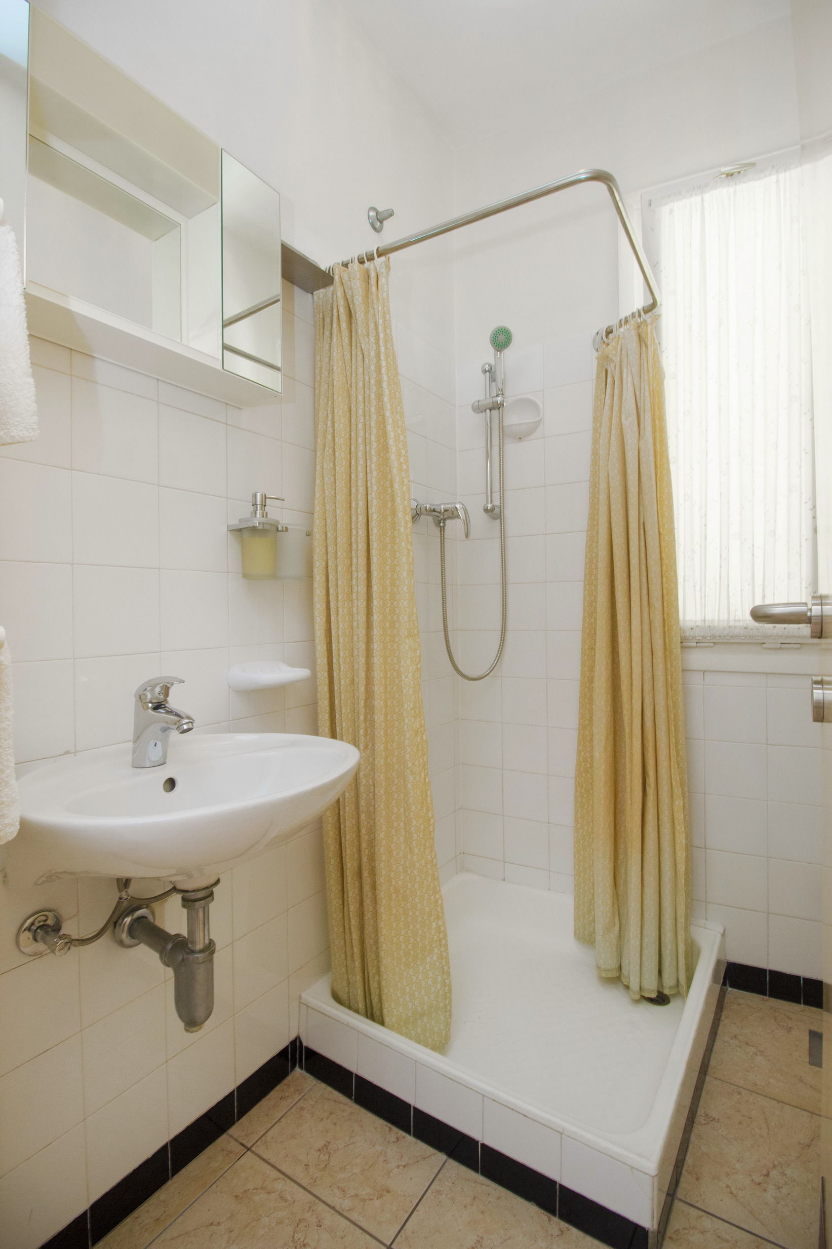 Apartments Konta City center 11161-A2