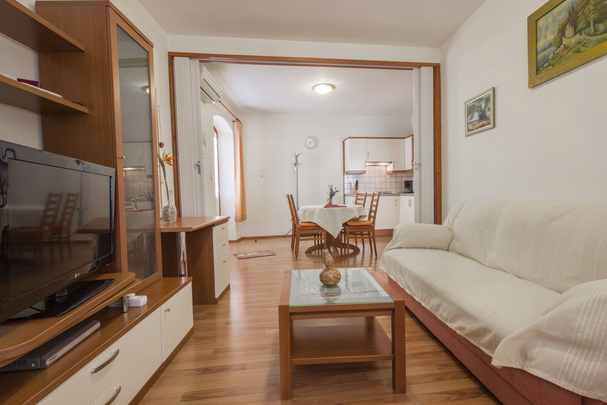 Apartments Konta City center 11161-A3