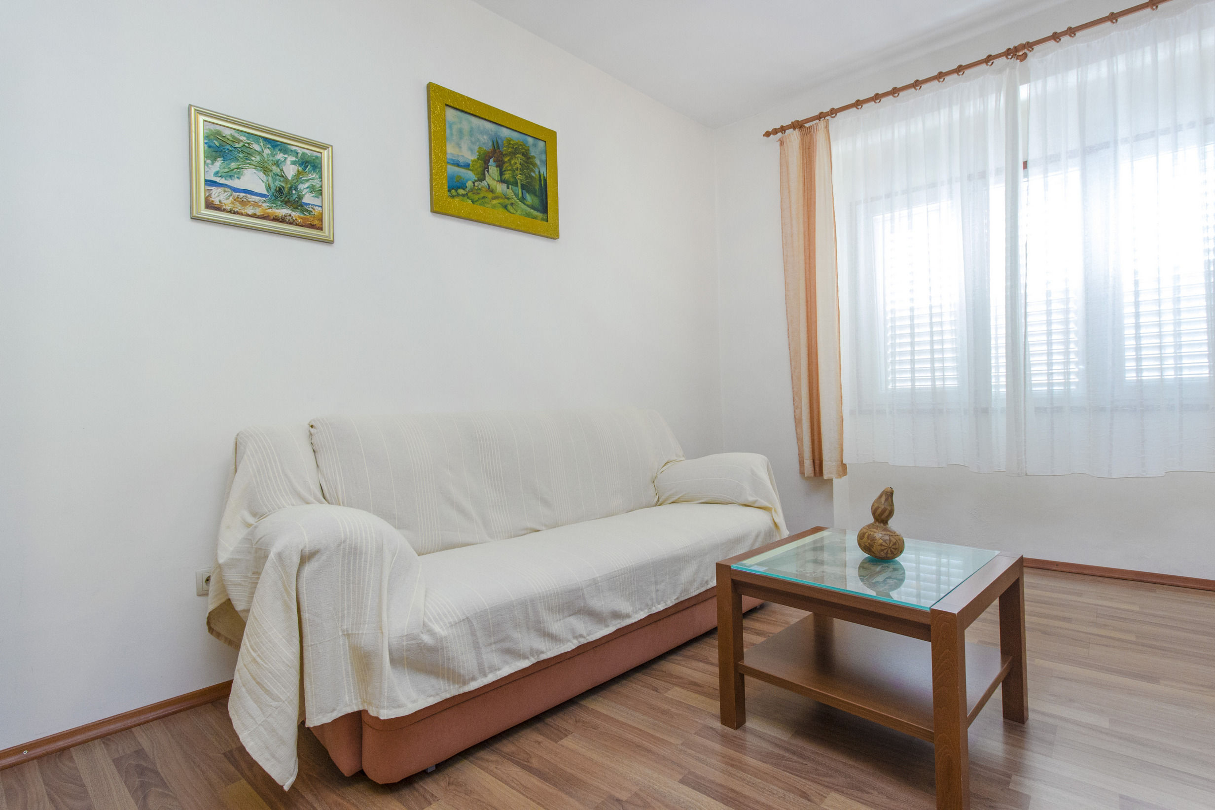 Apartments Konta City center 11161-A3