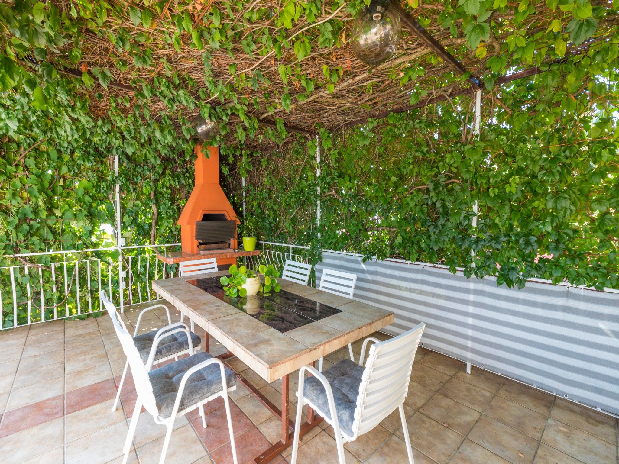Apartments Ljiljana 62537-A1