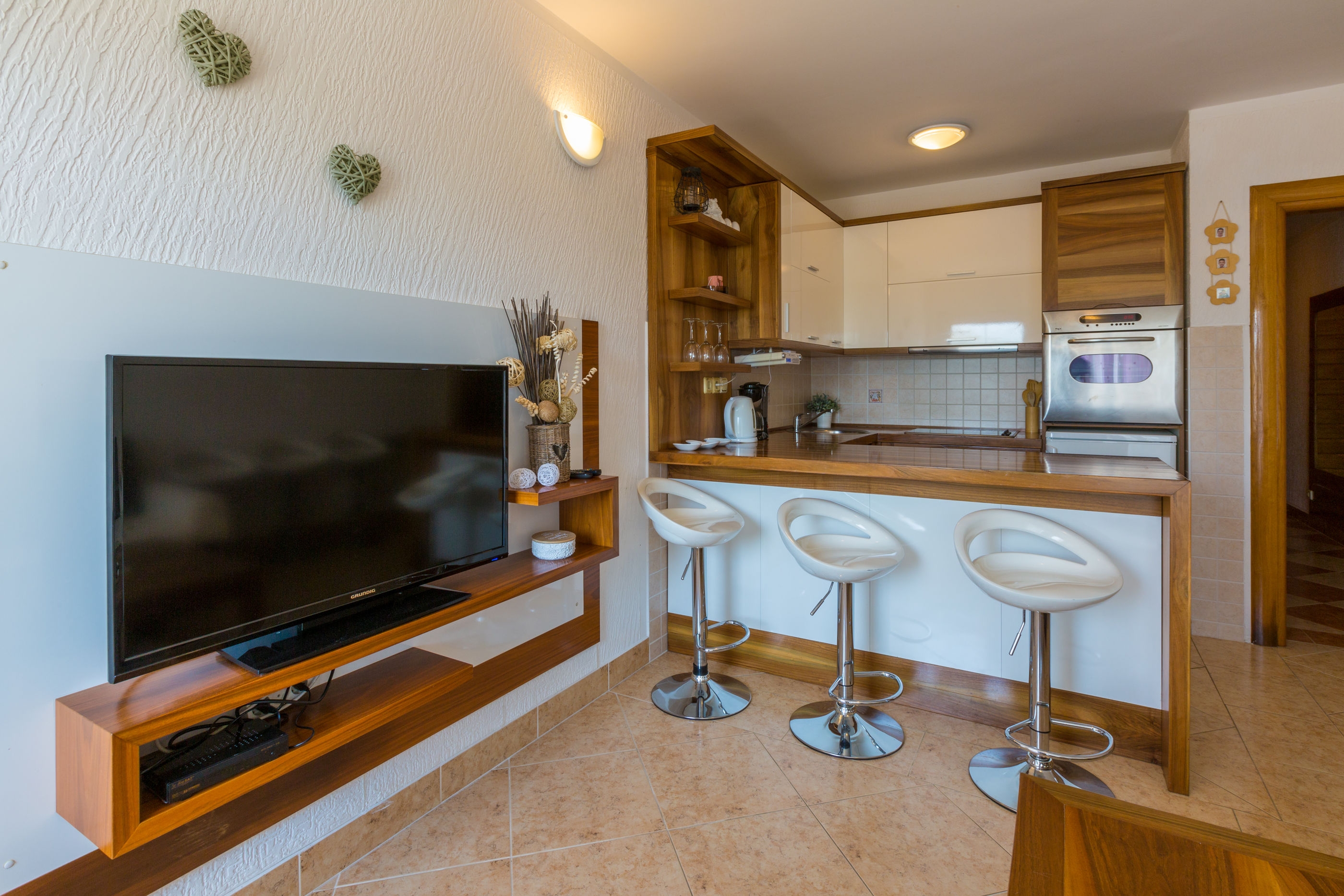 House HOME IVICA 62573-A1