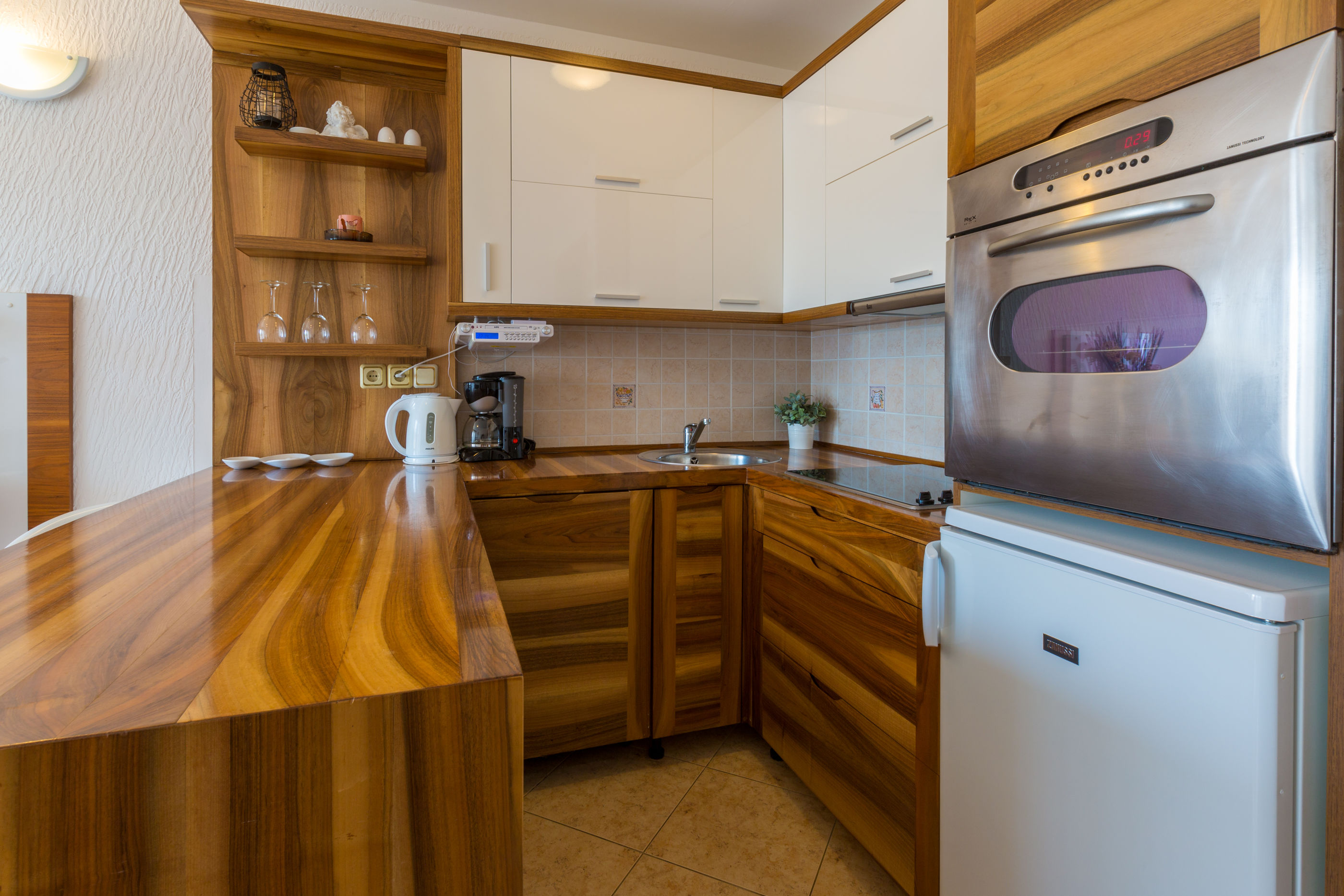 House HOME IVICA 62573-A1
