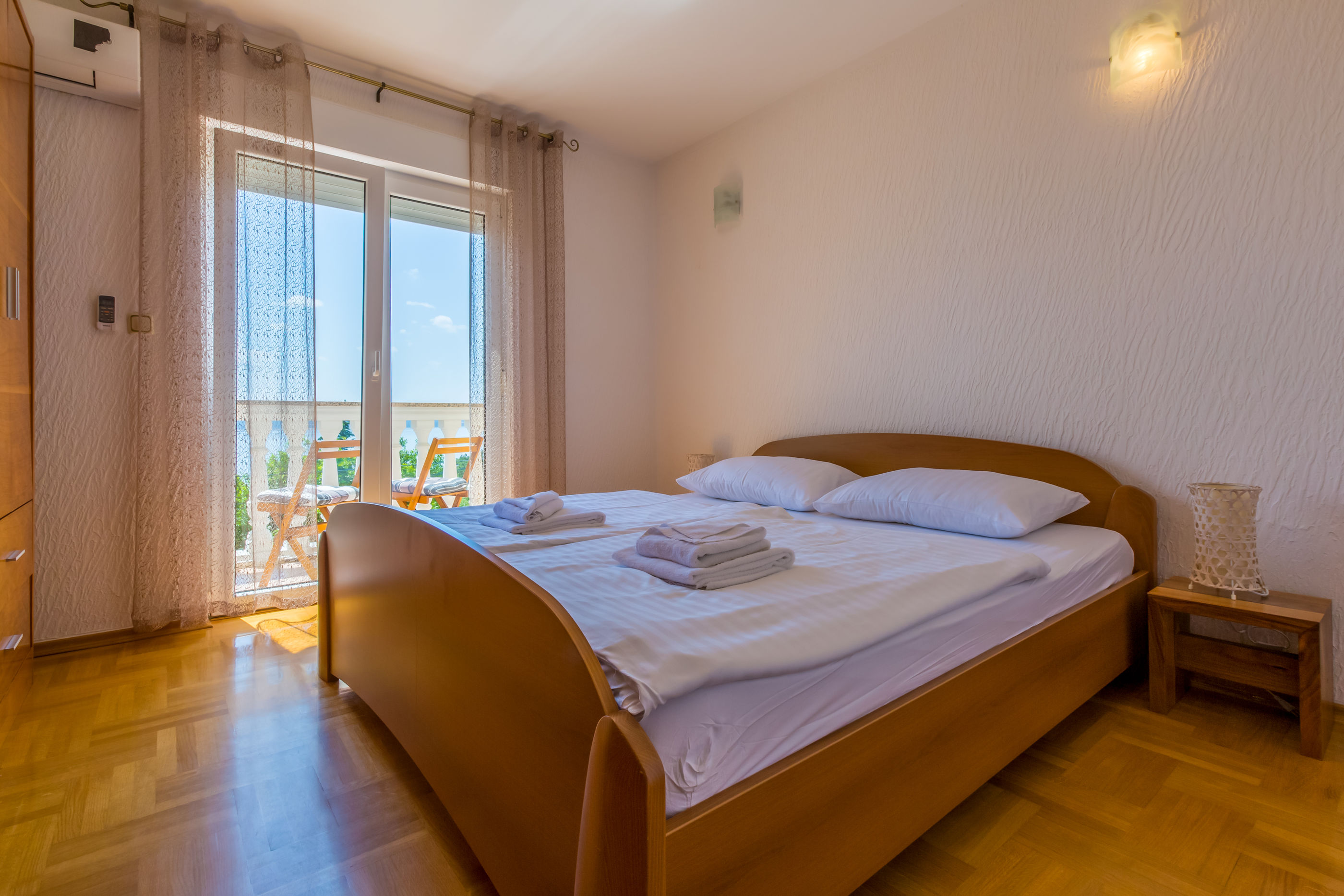 House HOME IVICA 62573-A1