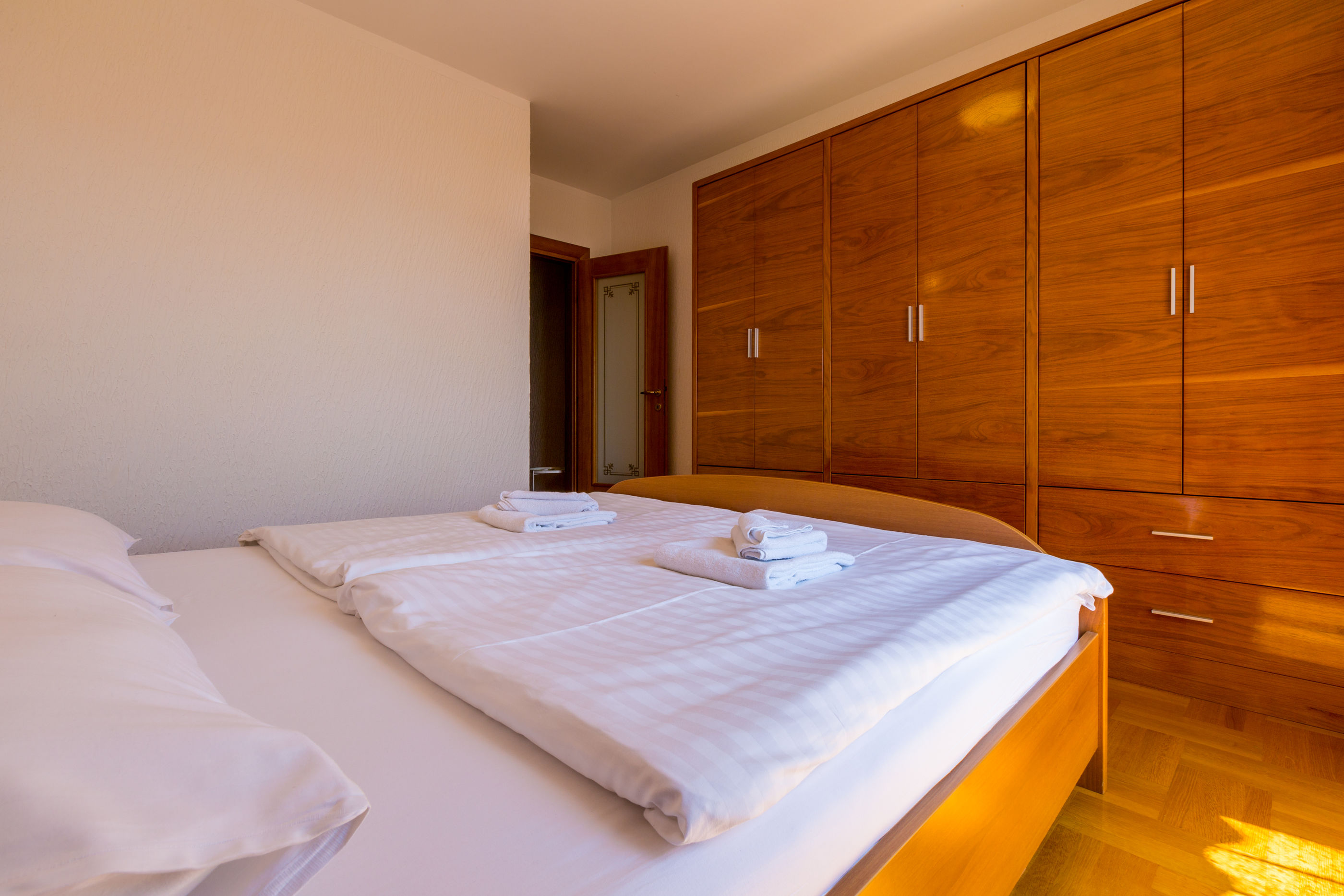 House HOME IVICA 62573-A1