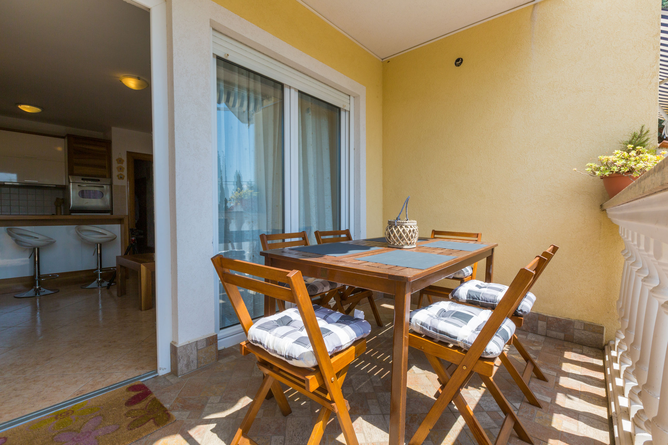House HOME IVICA 62573-A1