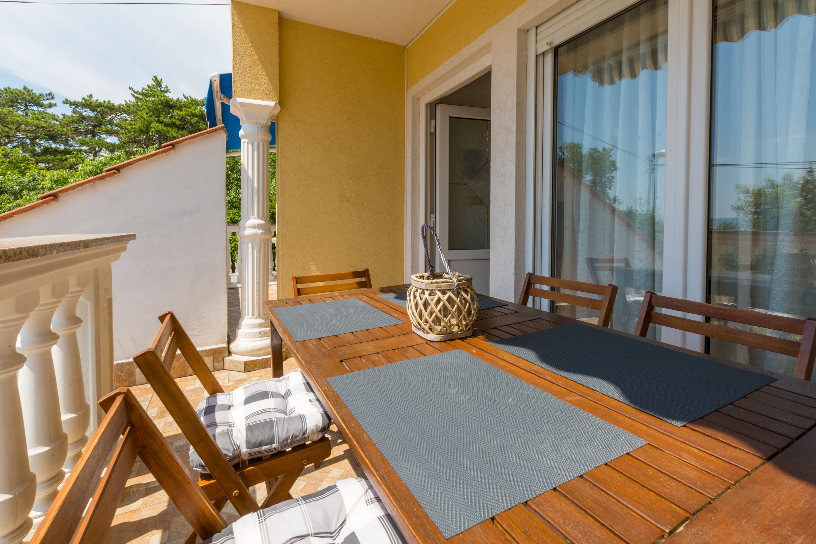 House HOME IVICA 62573-A1