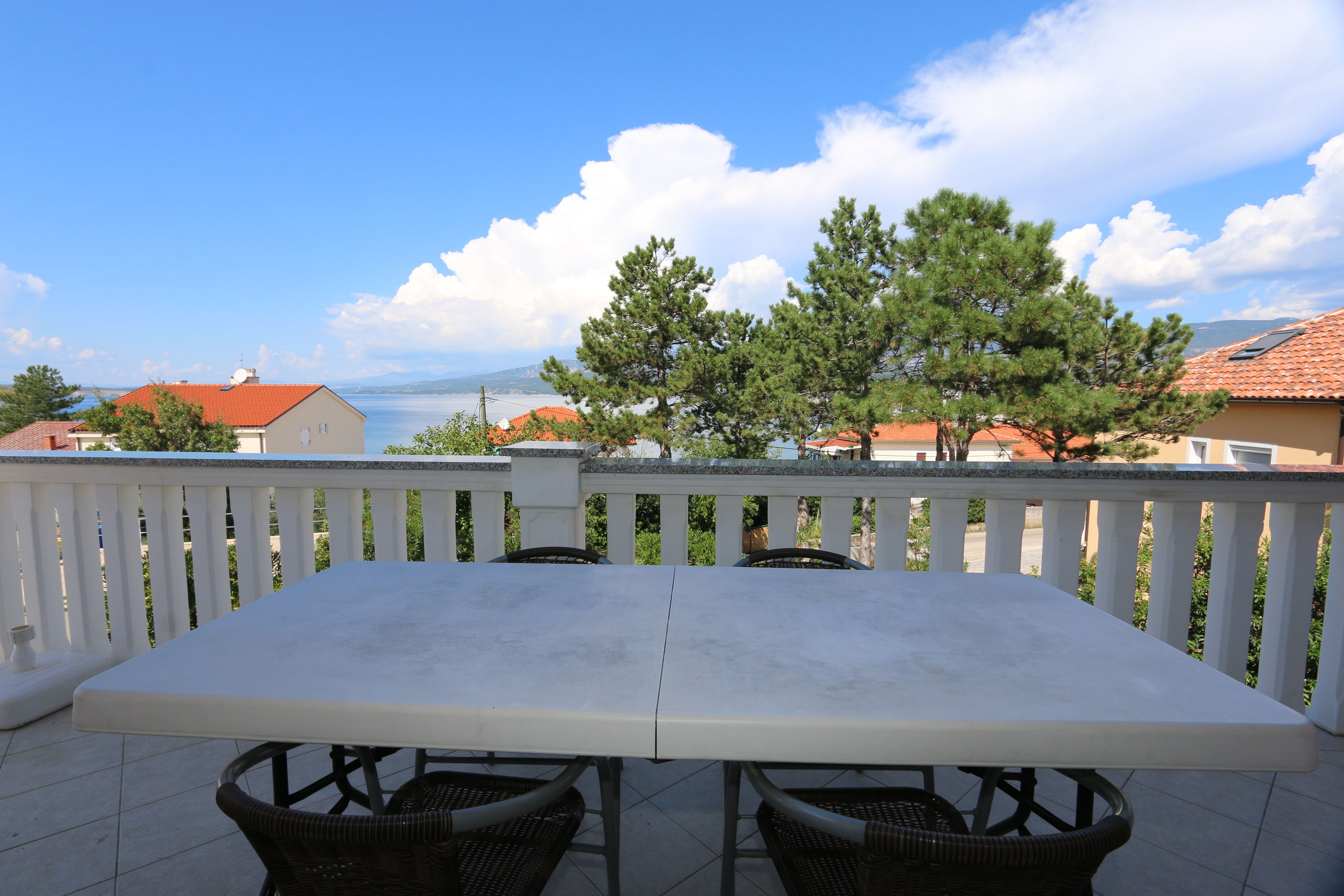 Apartments Grskovic G. Jesenovica 60242-A1