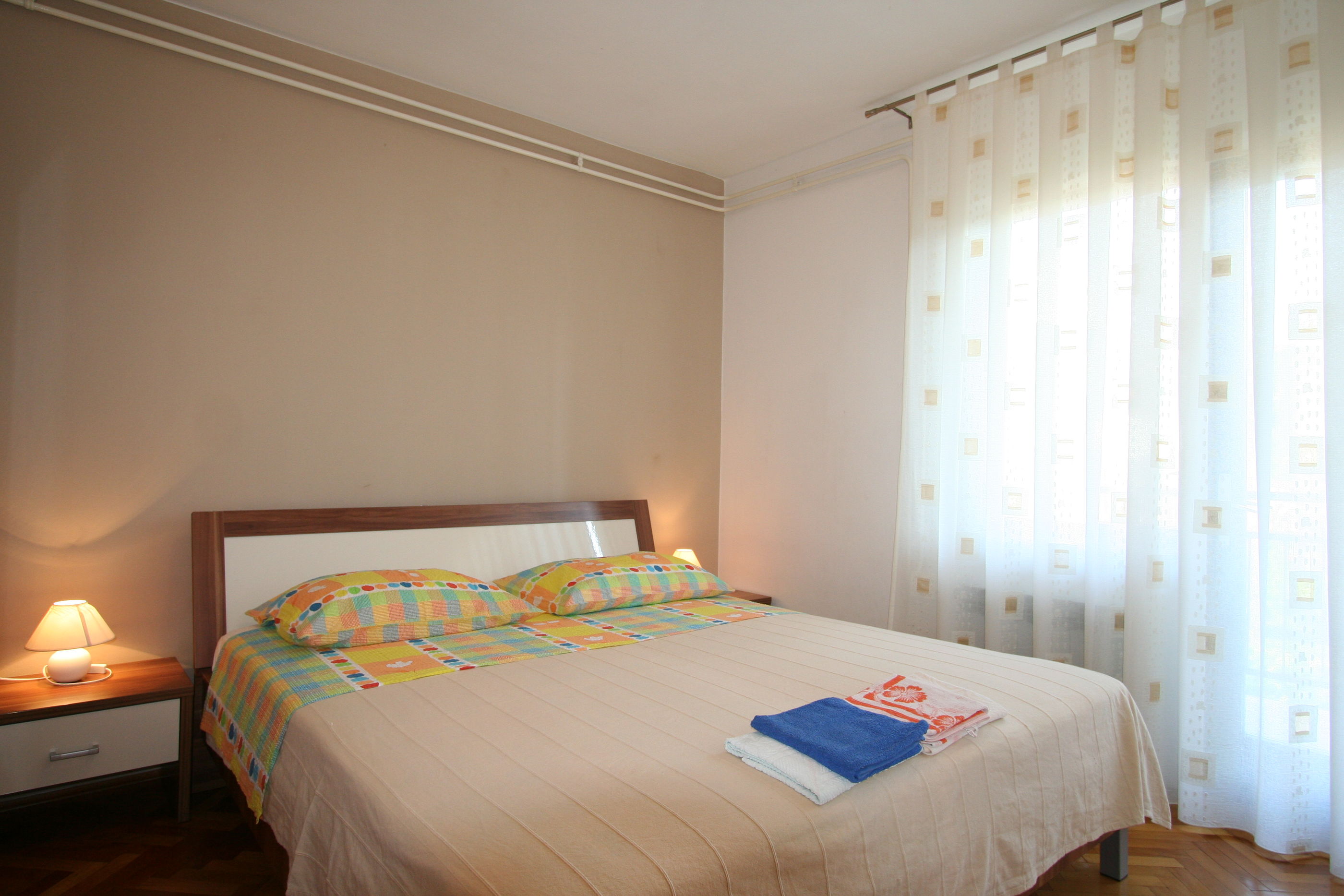 Apartments Grskovic G. Jesenovica 60242-A1