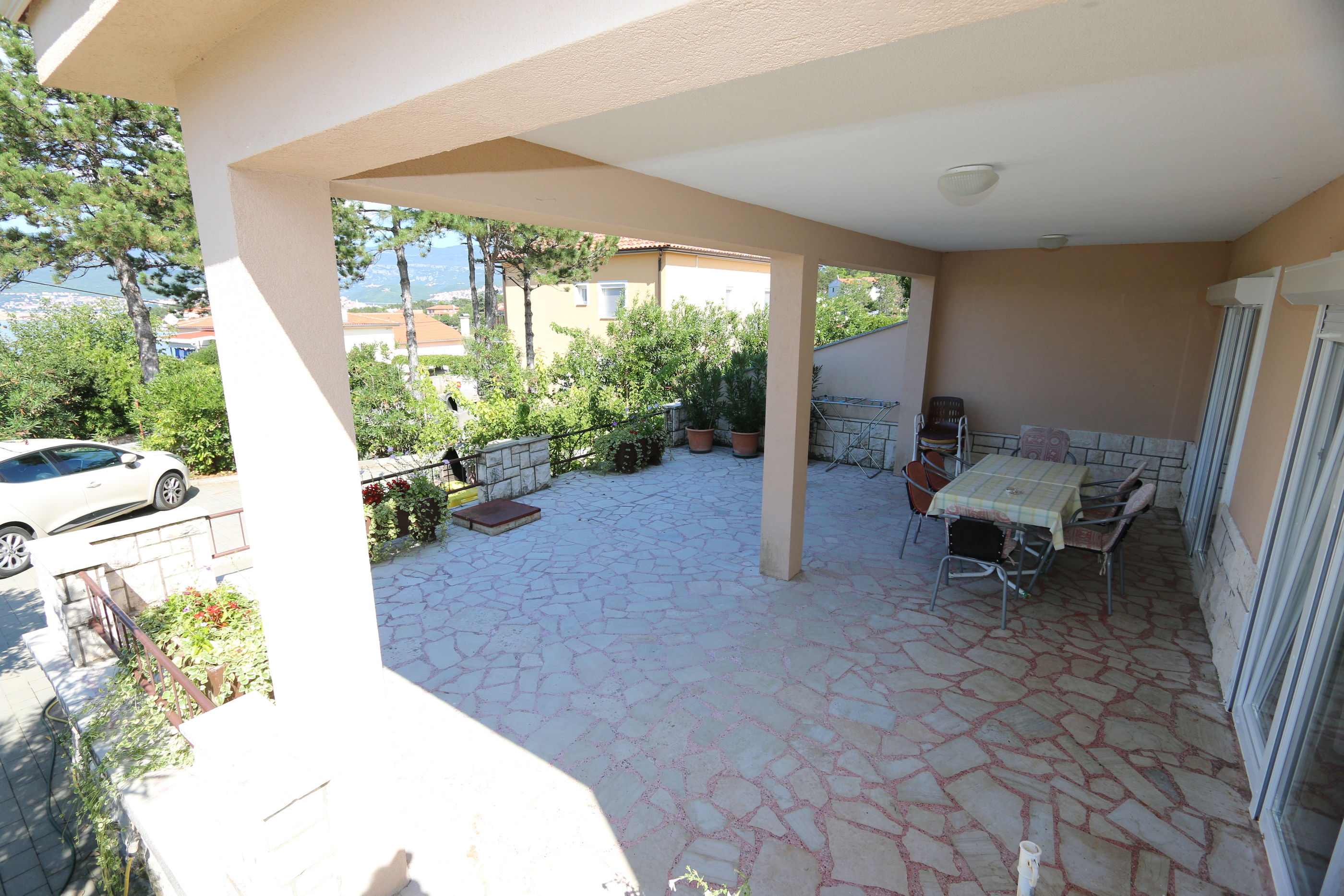 Apartments Grskovic G. Jesenovica 60242-A2