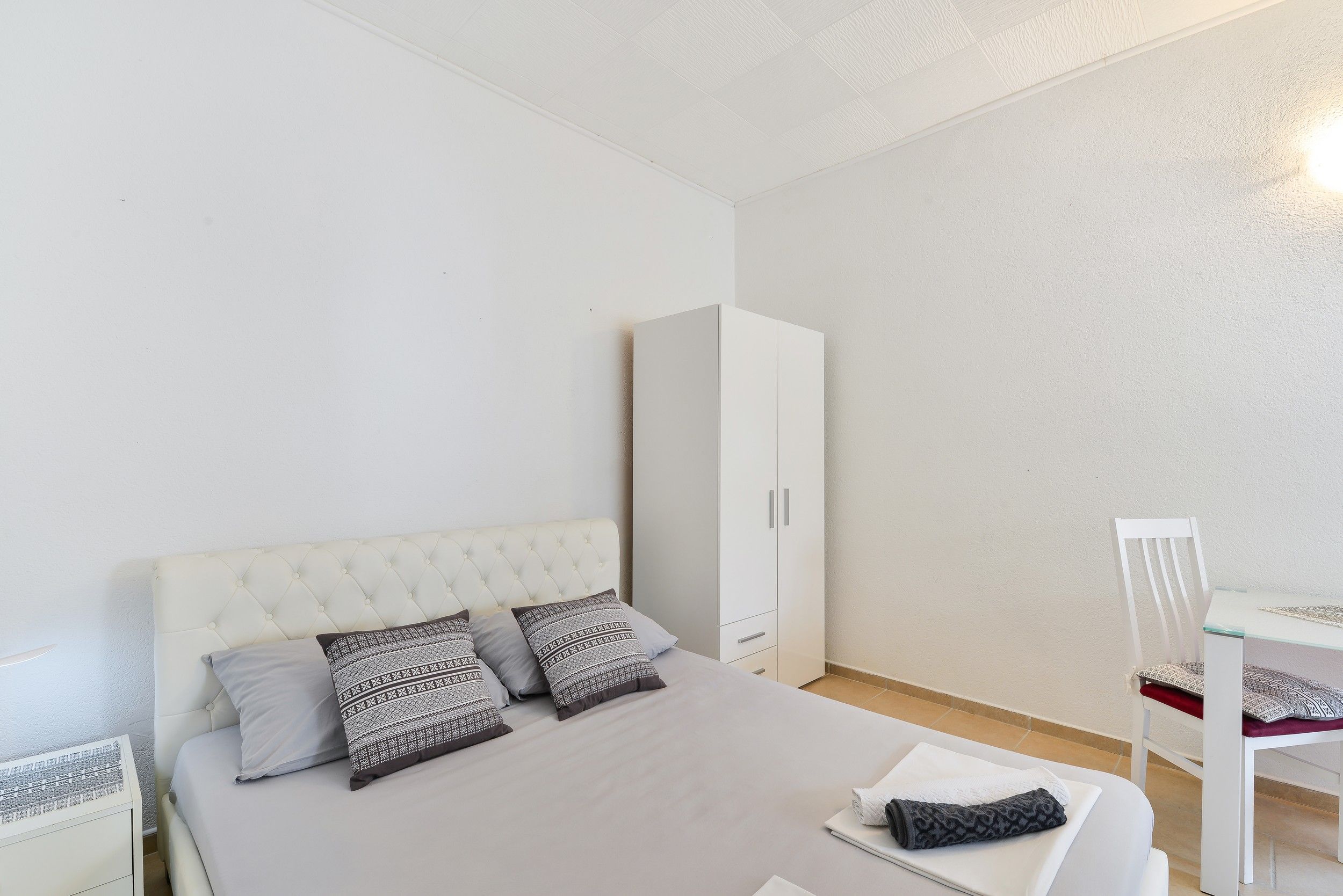 Apartment Liovic 17496-A1
