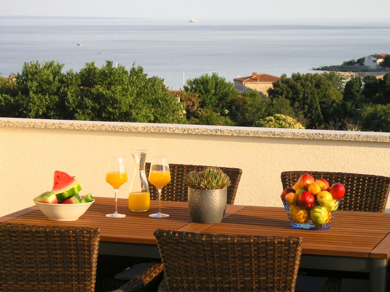 Apartments DIJANIĆ 15148-A1
