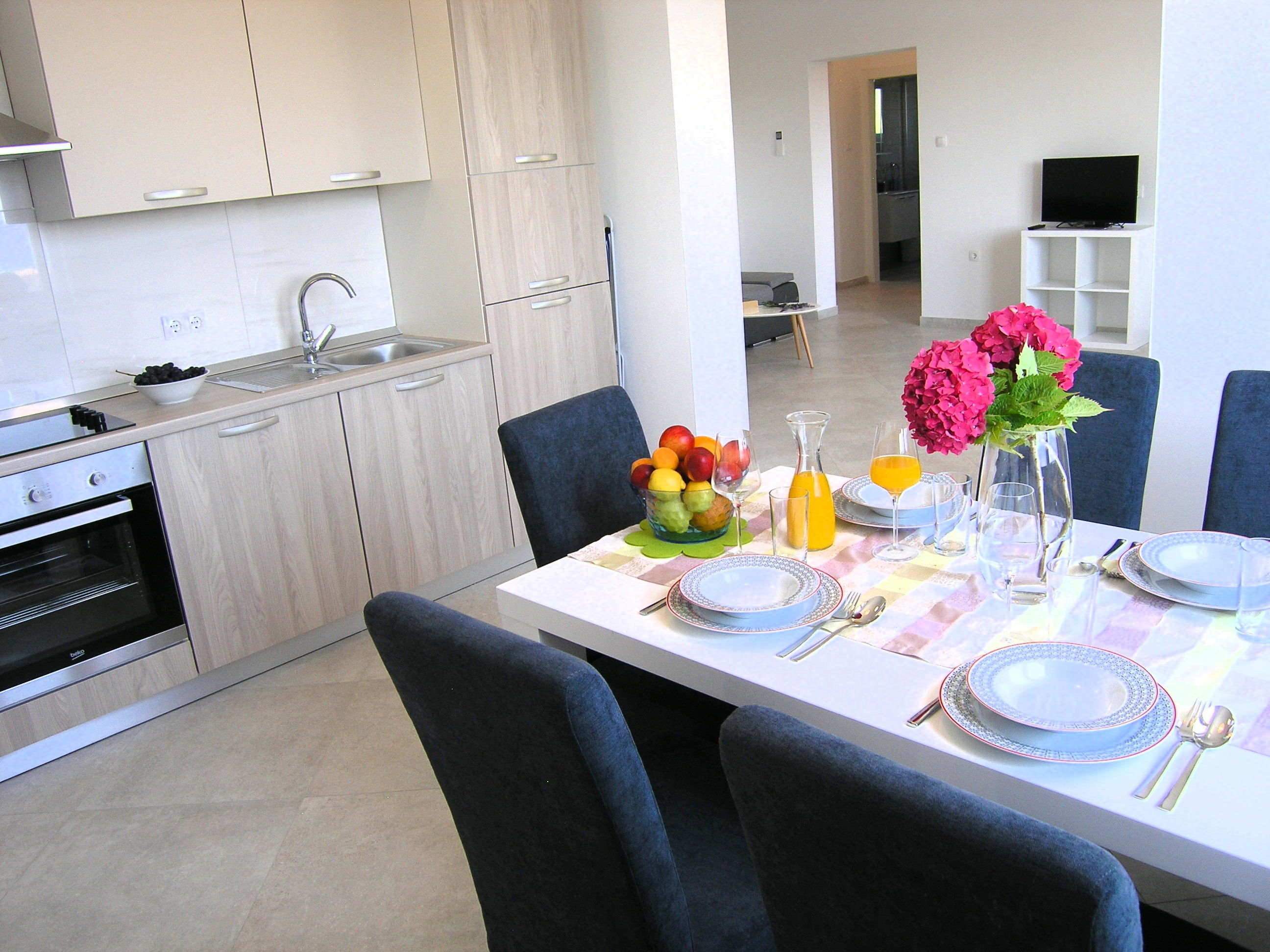 Apartments DIJANIĆ 15148-A1