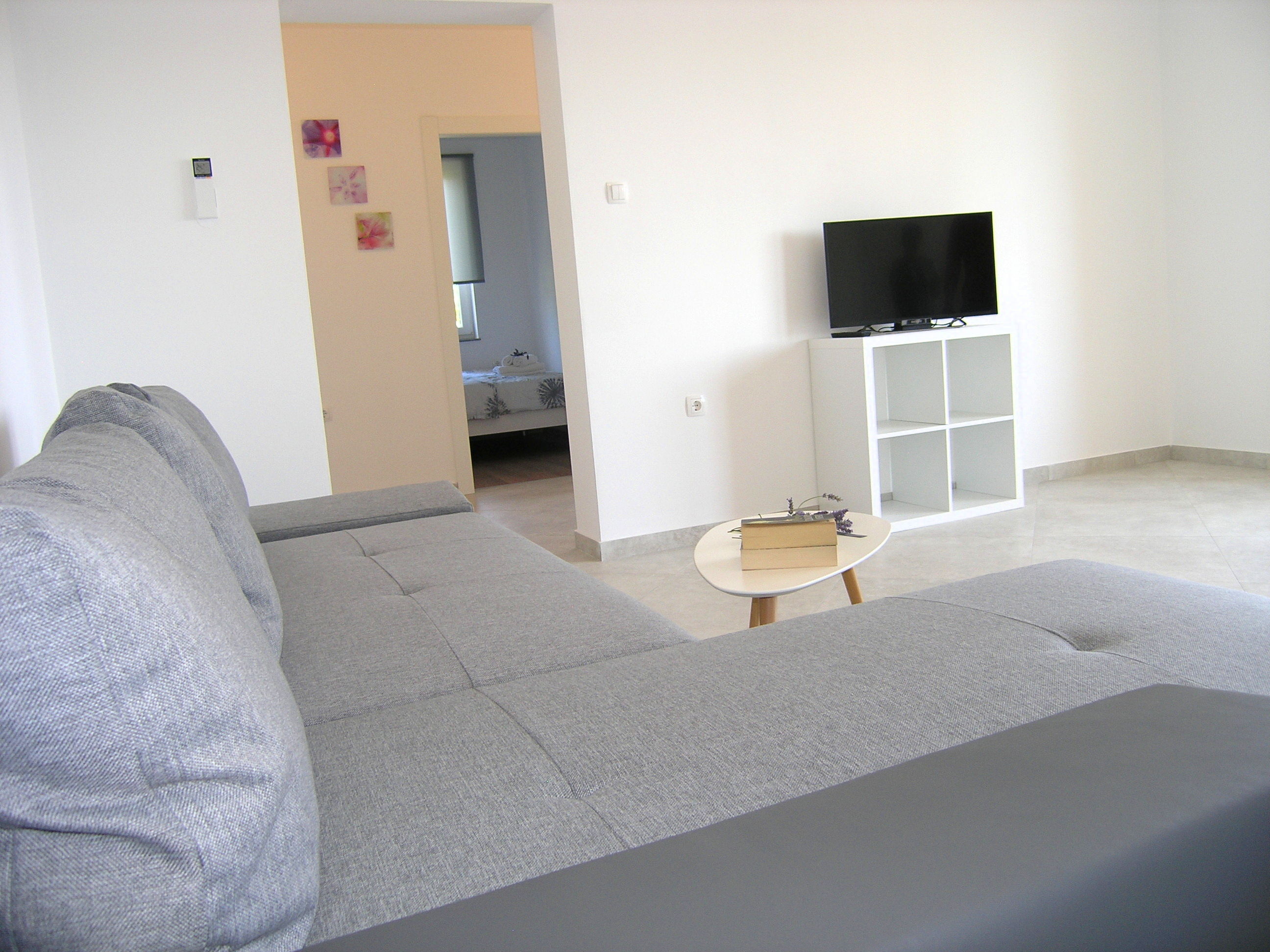 Apartments DIJANIĆ 15148-A1