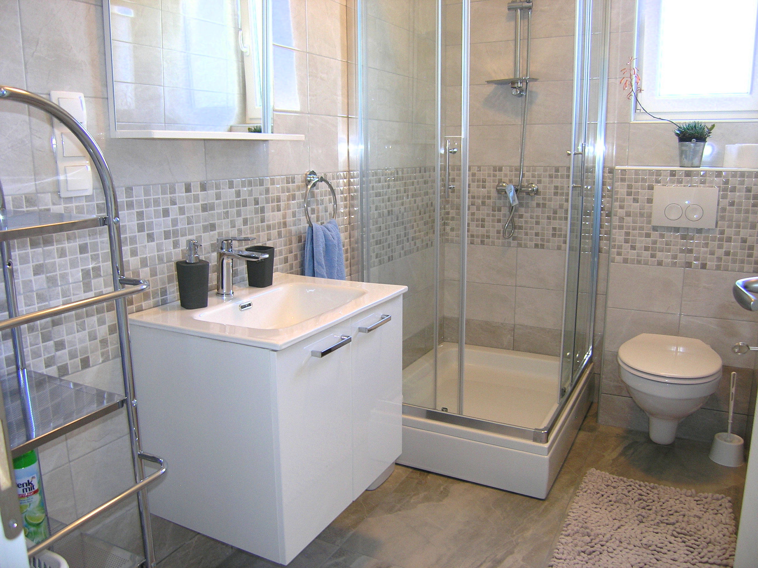 Apartments DIJANIĆ 15148-A1