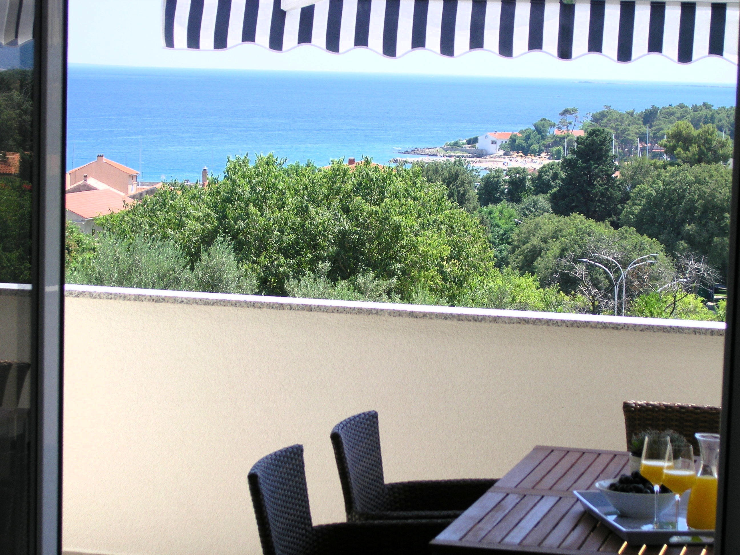 Apartments DIJANIĆ 15148-A1