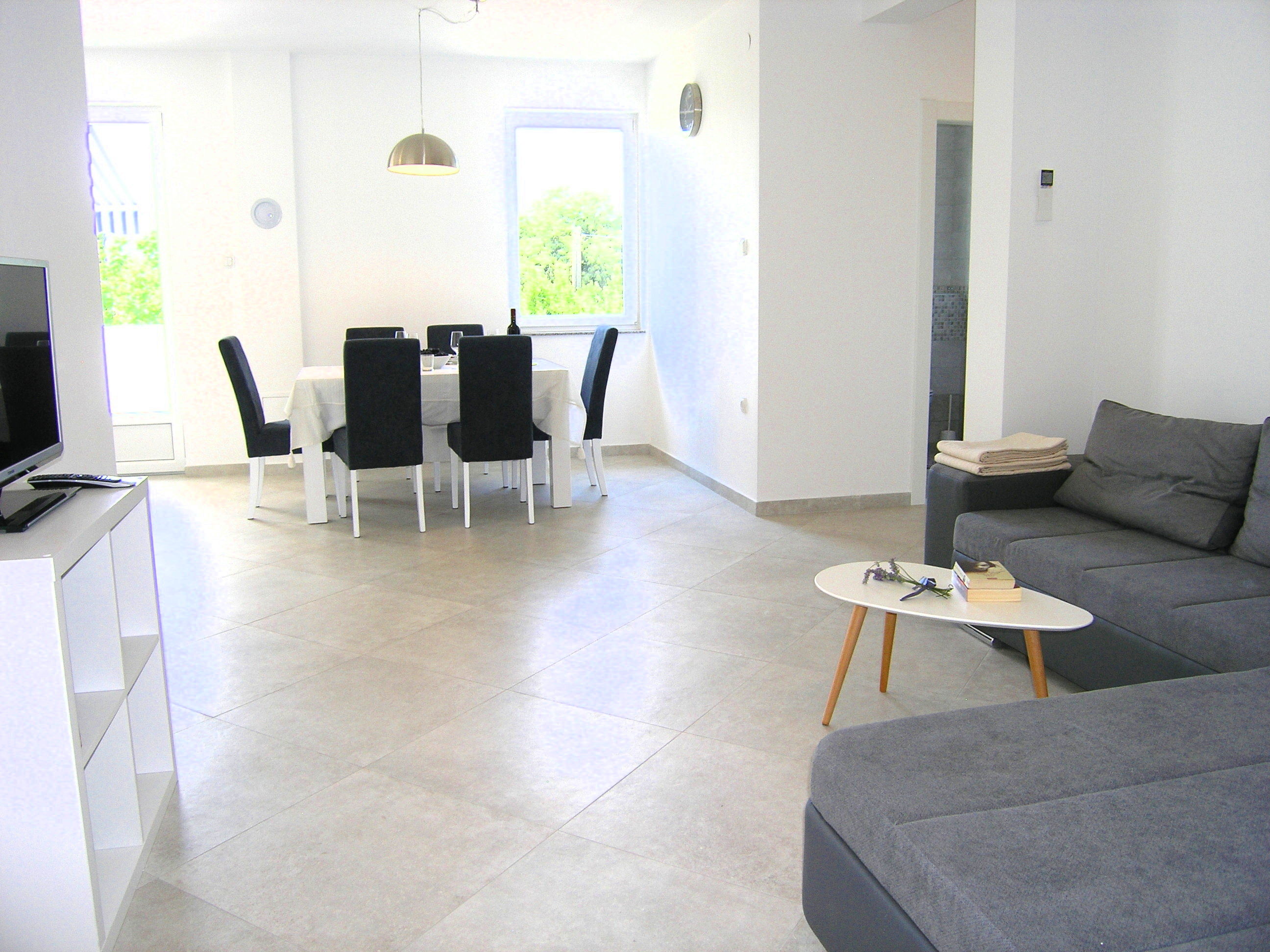 Apartments DIJANIĆ 15148-A2