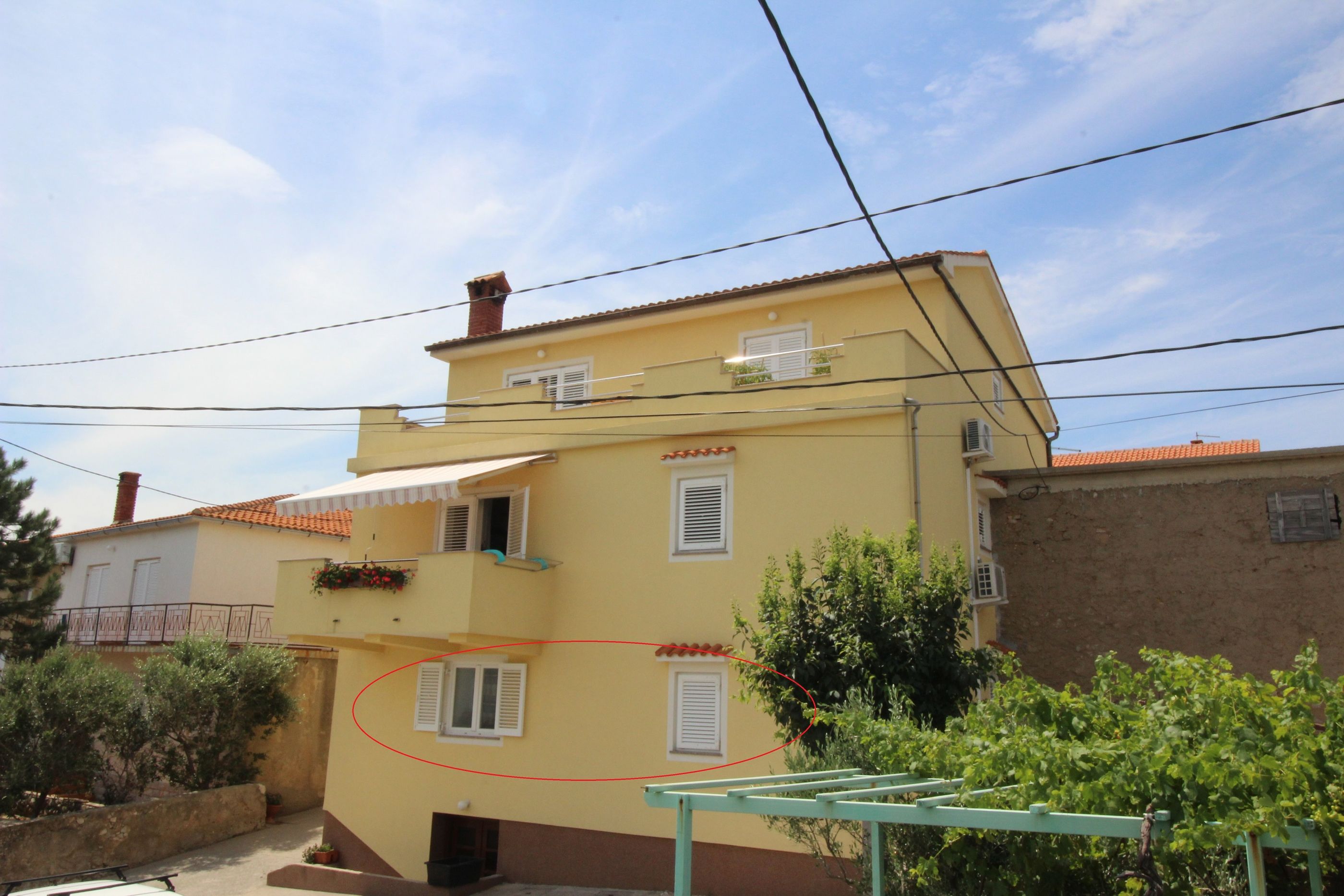 Apartments Car 69671-A1