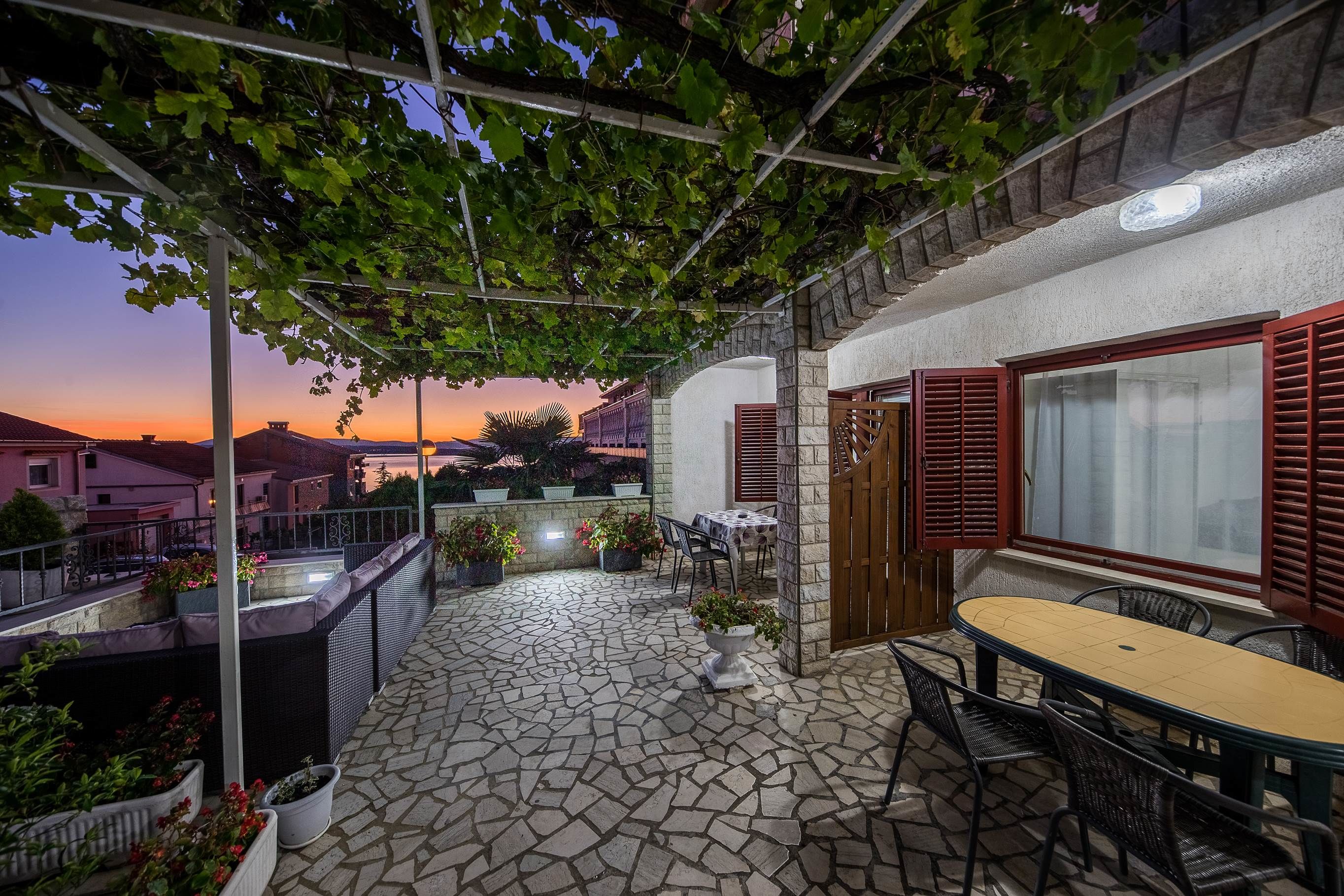 Apartments Grozdana 60181-A1