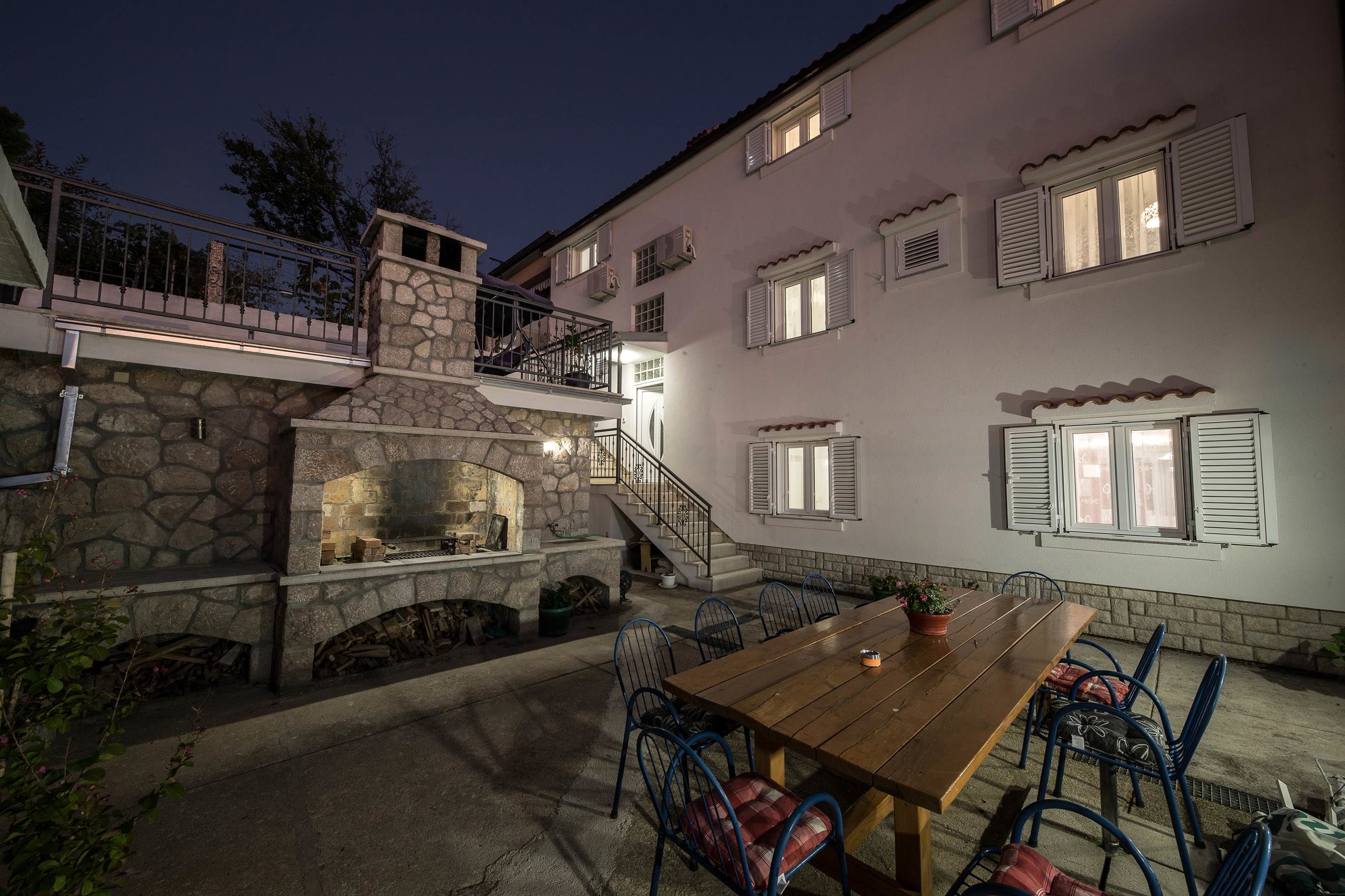 Apartments Grozdana 60181-A1