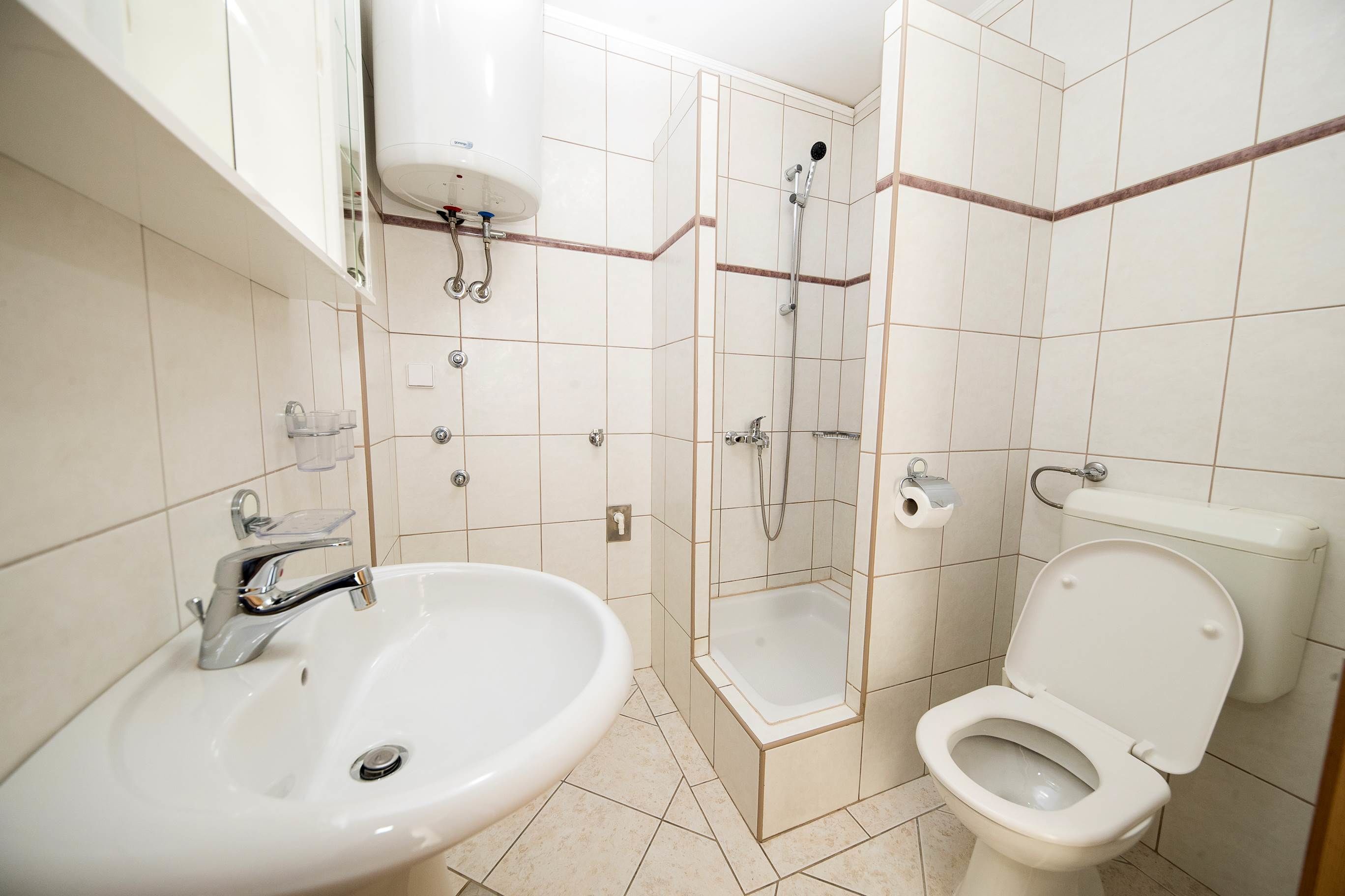 Apartments Grozdana 60181-A3
