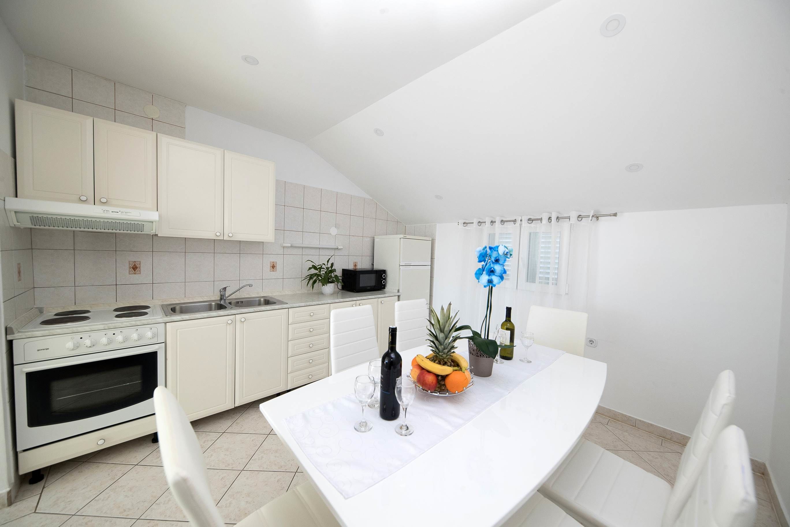 Apartments Grozdana 60181-A3
