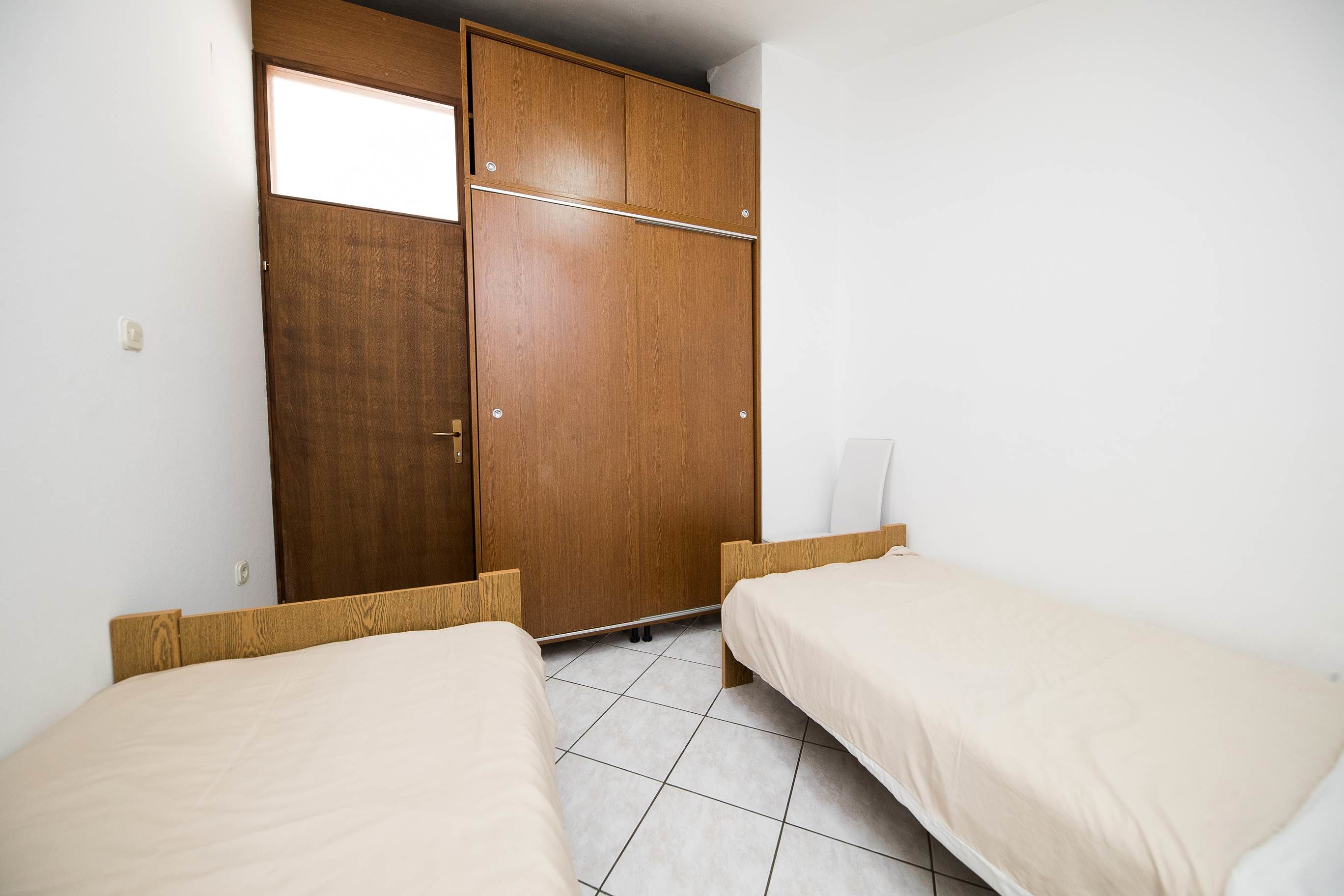 Apartments Grozdana 60181-A4