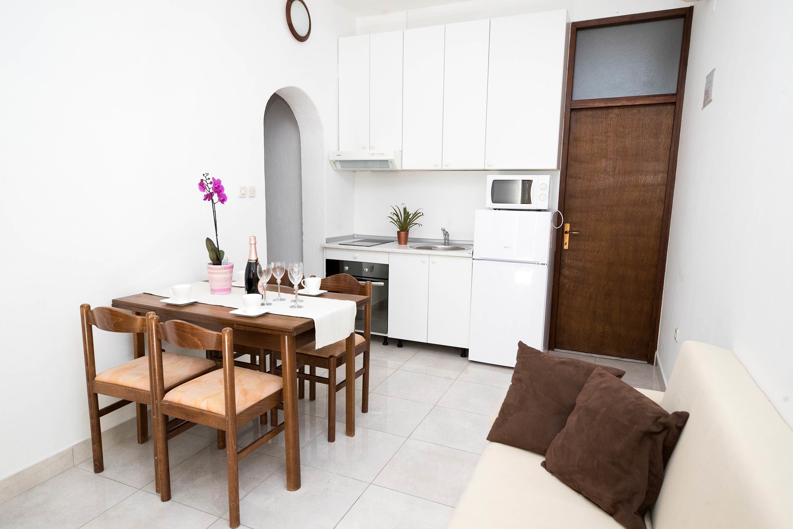 Apartments Grozdana 60181-A4