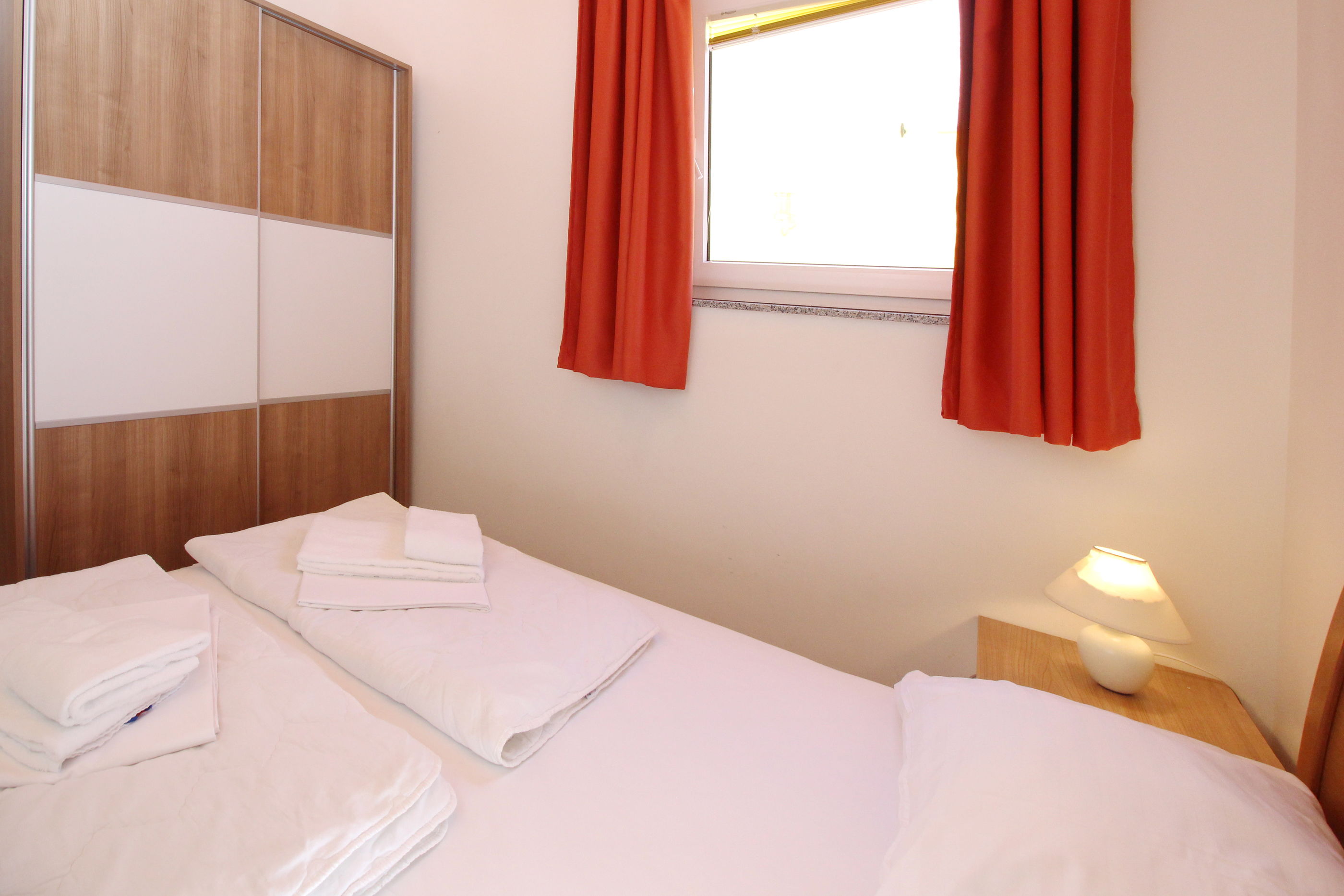 Apartments Zarok 69411-A12
