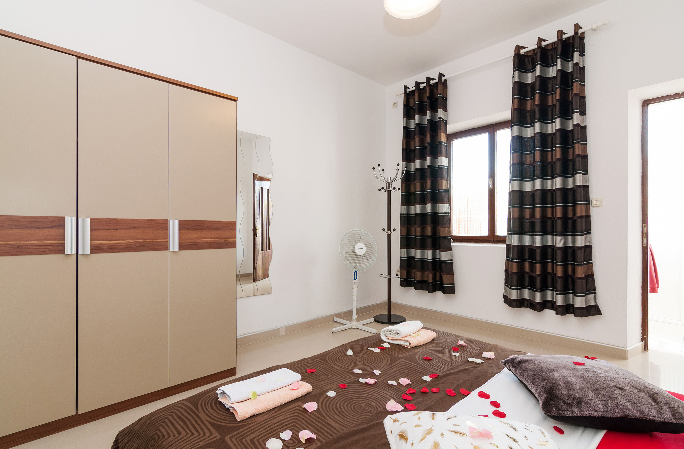 Apartment GOGA 58493-A1