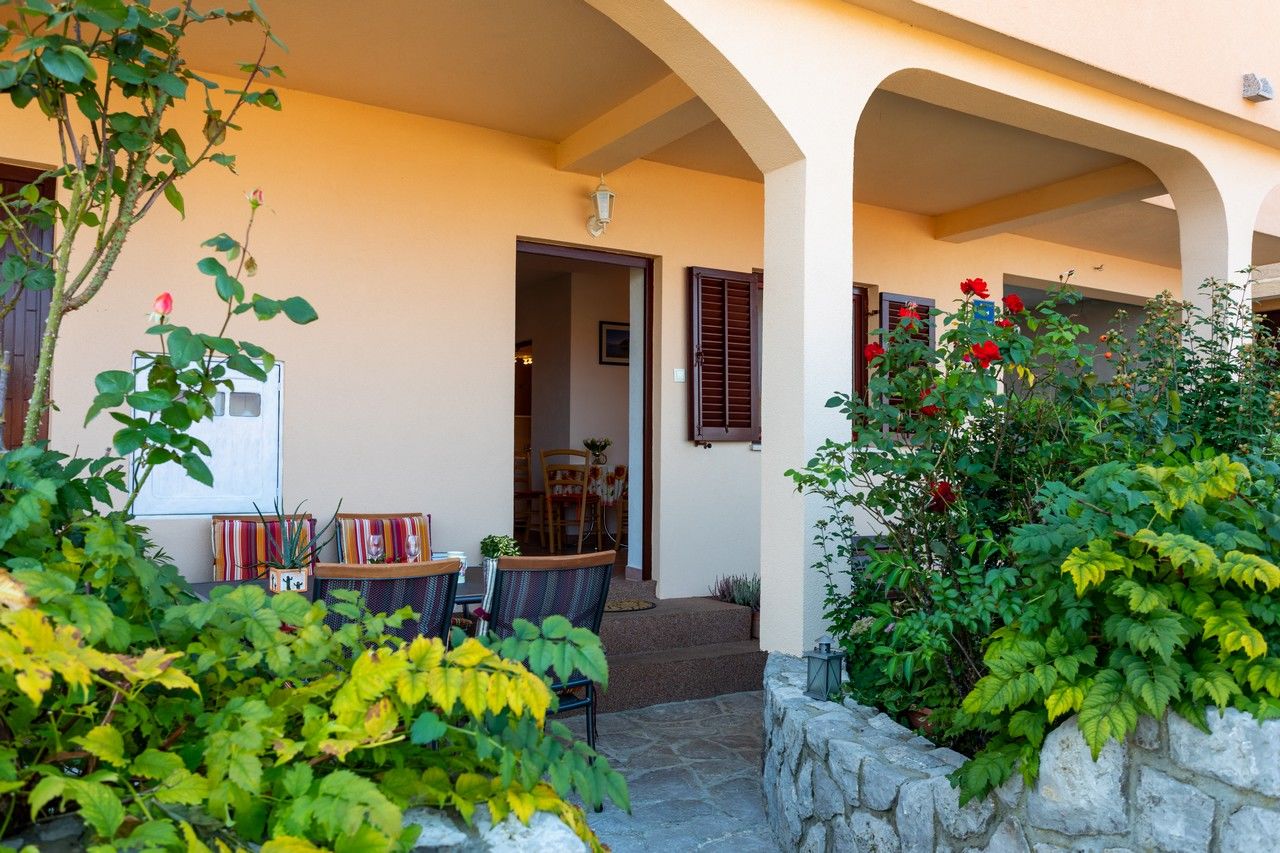 Apartment Marinka 63961-A1
